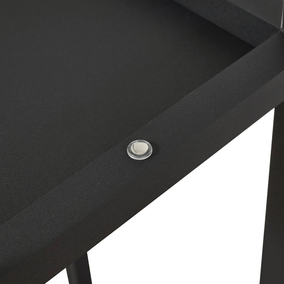 Lampadaire en métal moderneLED, Birta noir, LINDBY