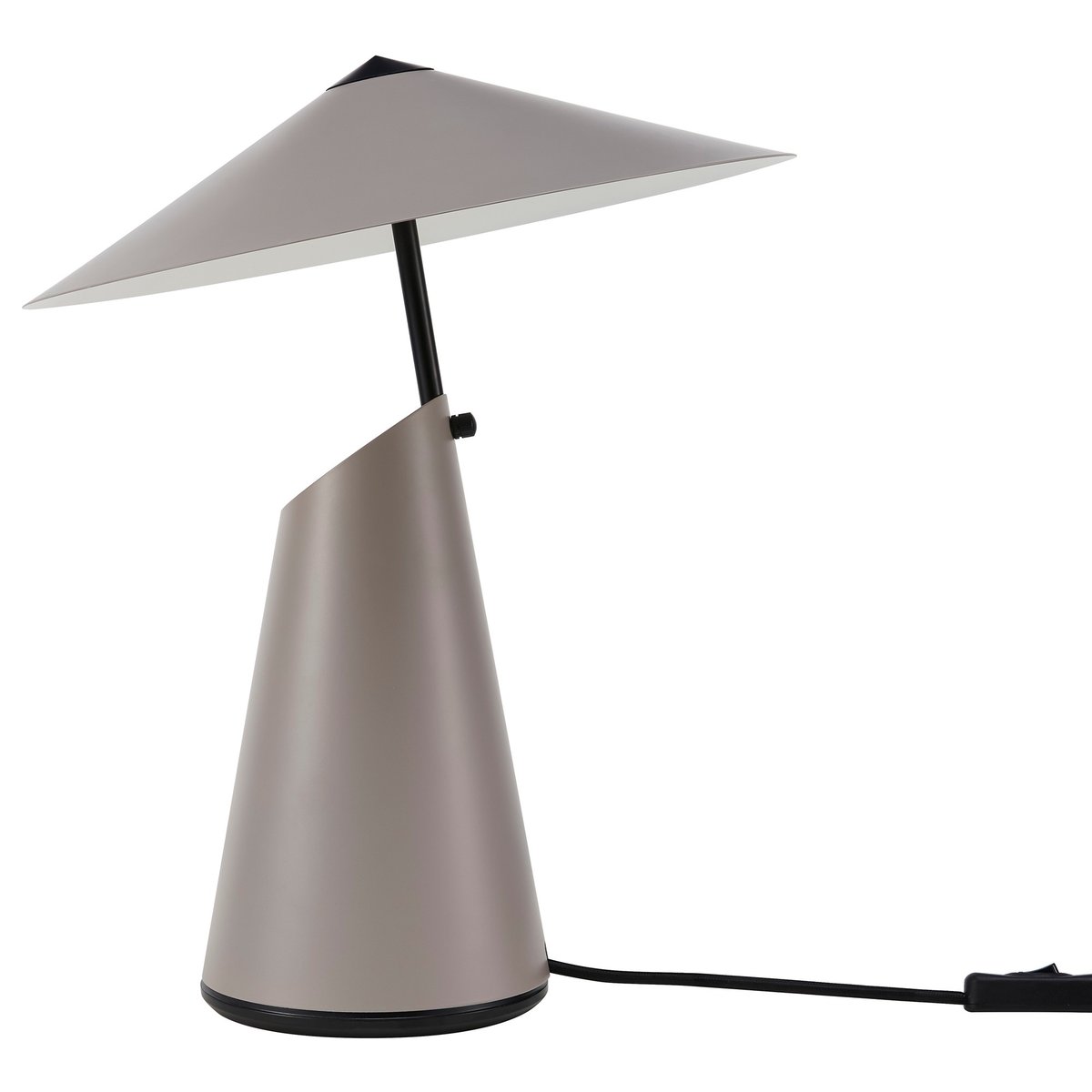 Lampe à poser abat-jour triangulaire en métal, TAIDO marron, DESIGN FOR THE PEOPLE