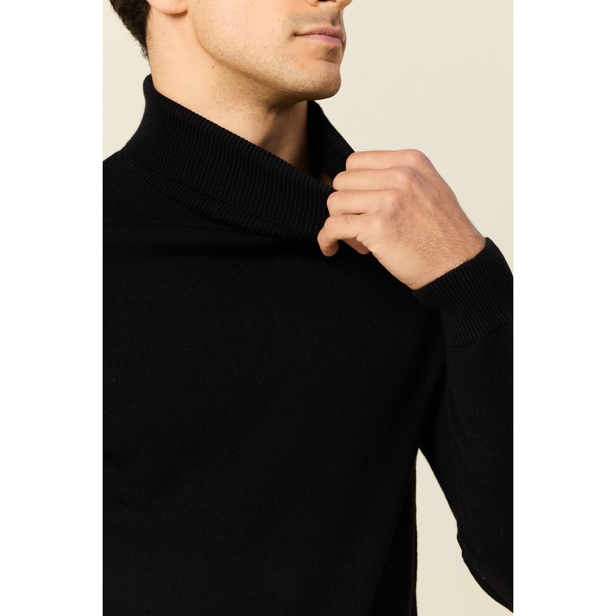 Pull manches longues noir, BONOBO