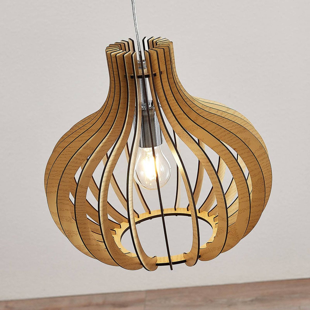 Suspension en bois scandinave, Sina bois clair, LINDBY