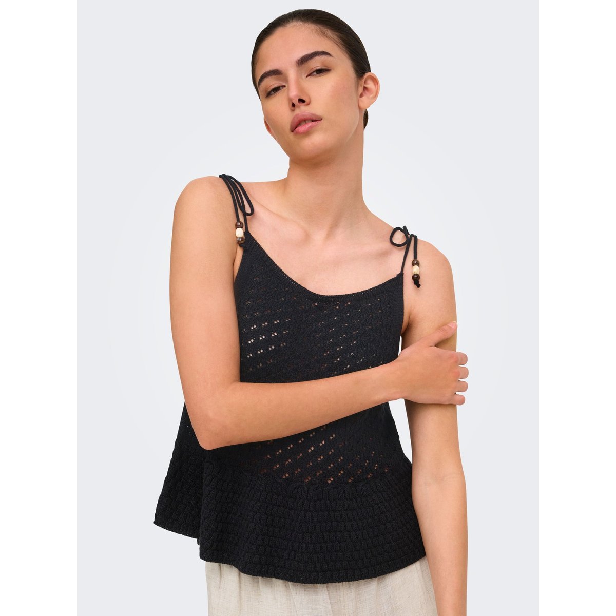 Top black 1, JDY