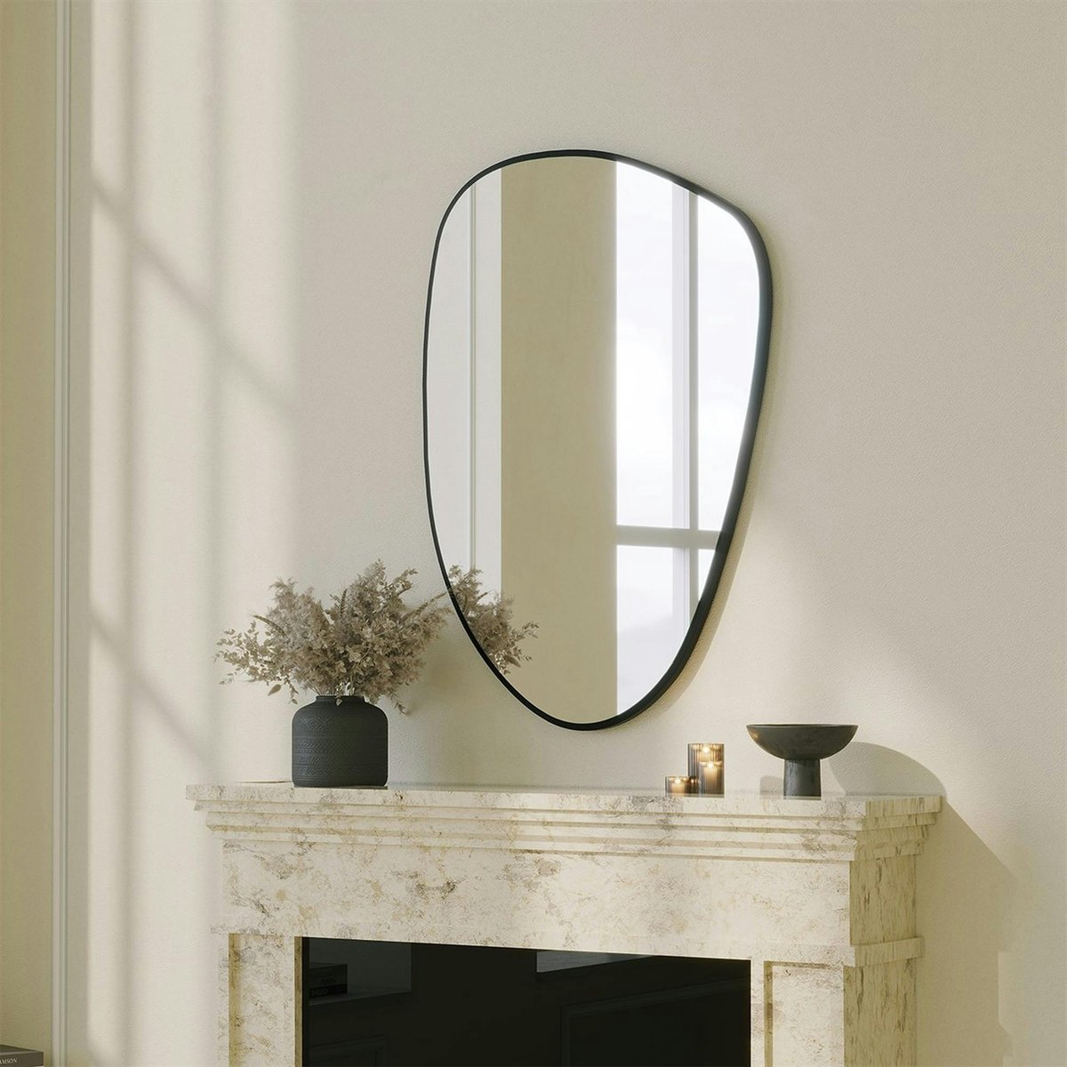Miroir design organique bord noir 91 cm, forme fluide CODY noir, PIER IMPORT