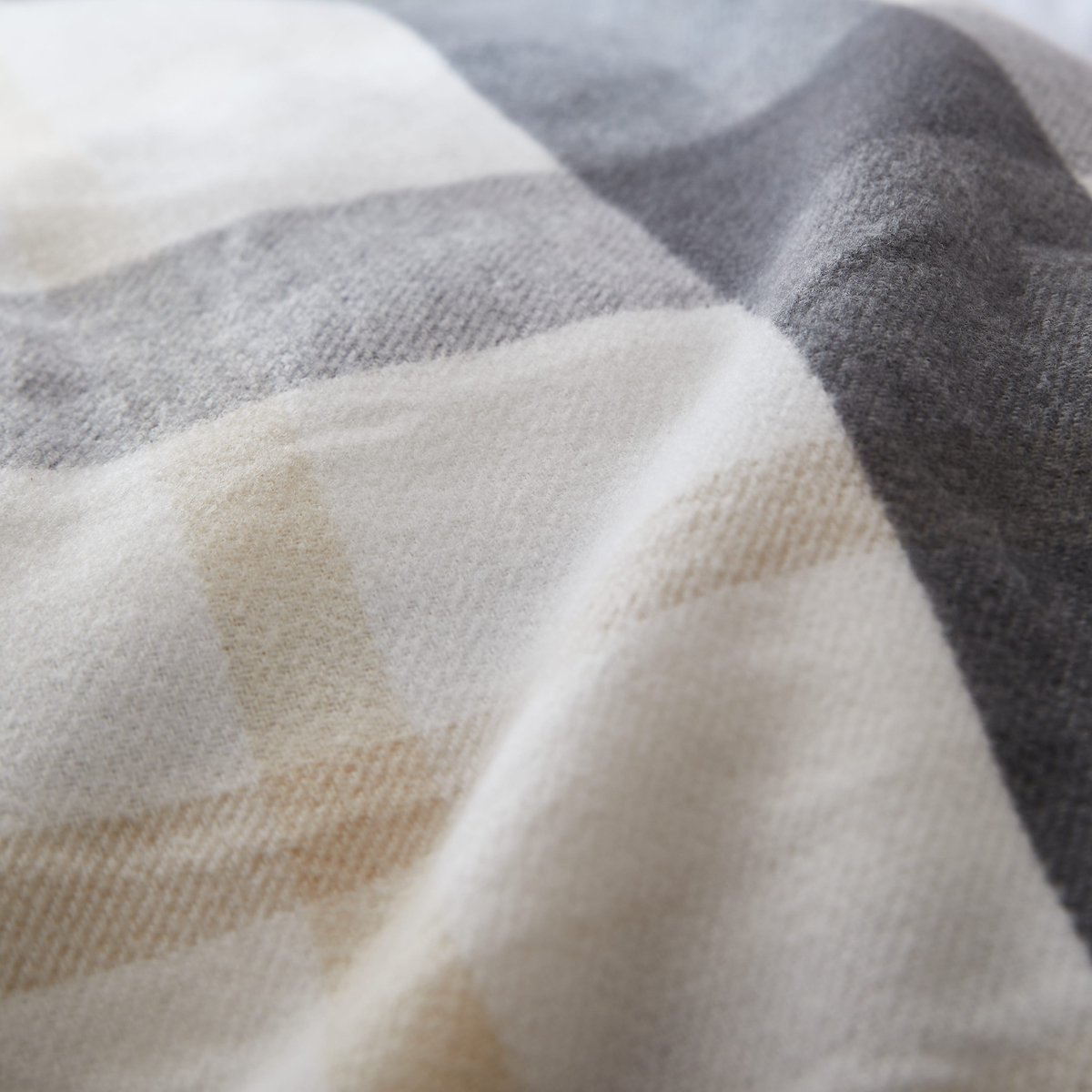 Plaid en polyester, KANILA beige, INSPIRE