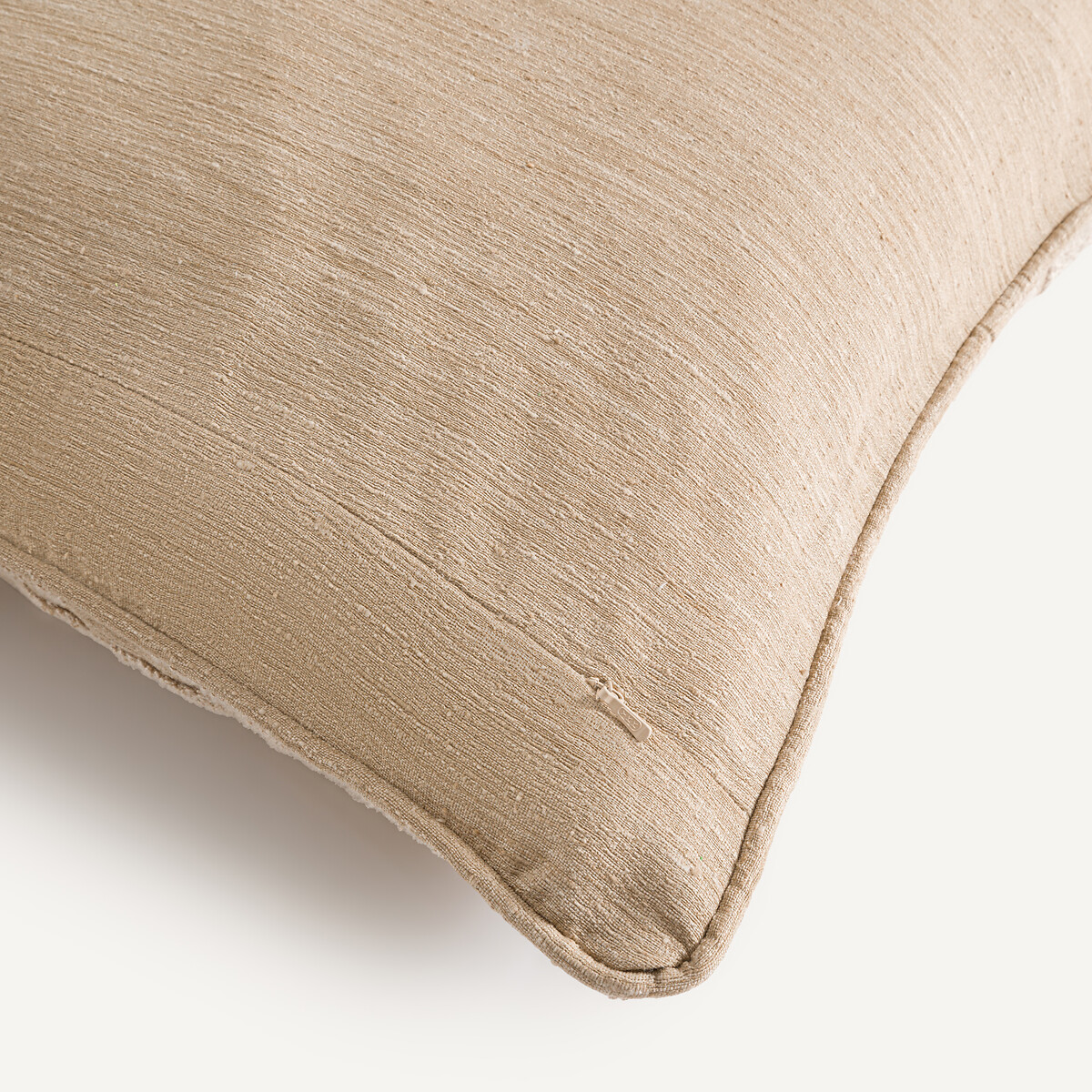 Megara Embroidered Fleece Cushion Cover amber beige, AM.PM