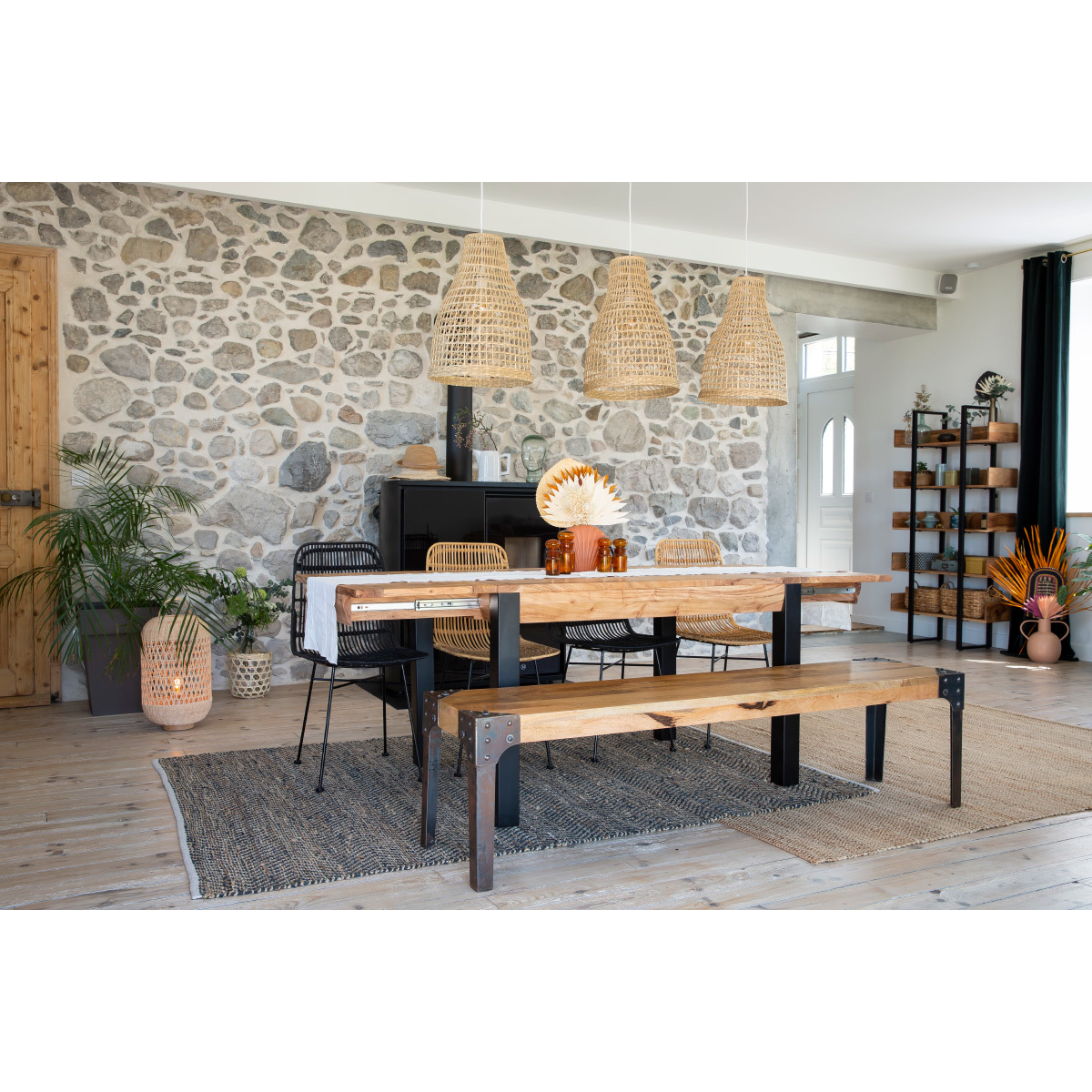 Banc industriel en bois manguier massif et métal noir L180 cm MADISON bois clair / noir, MILIBOO