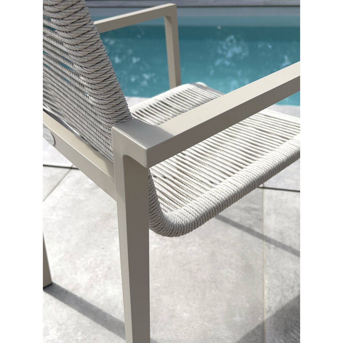 Lot de 2 fauteuils de jardin en aluminium et corde tissée MEXICO grège, DCB GARDEN