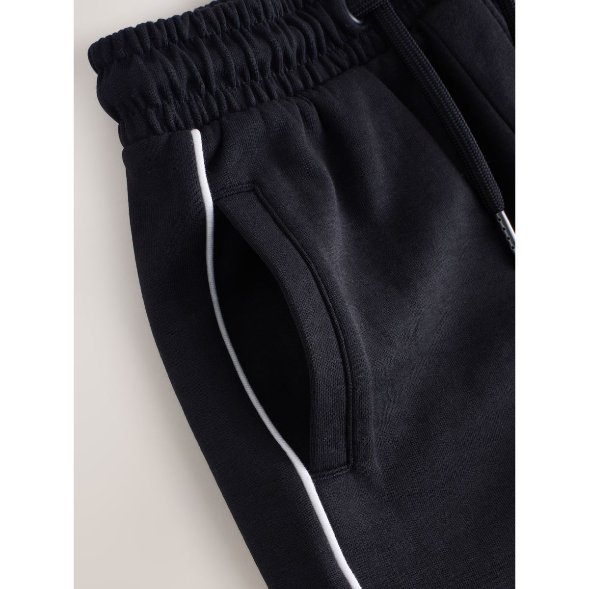 Ensemble short et polo à col zippé noir, NEXT