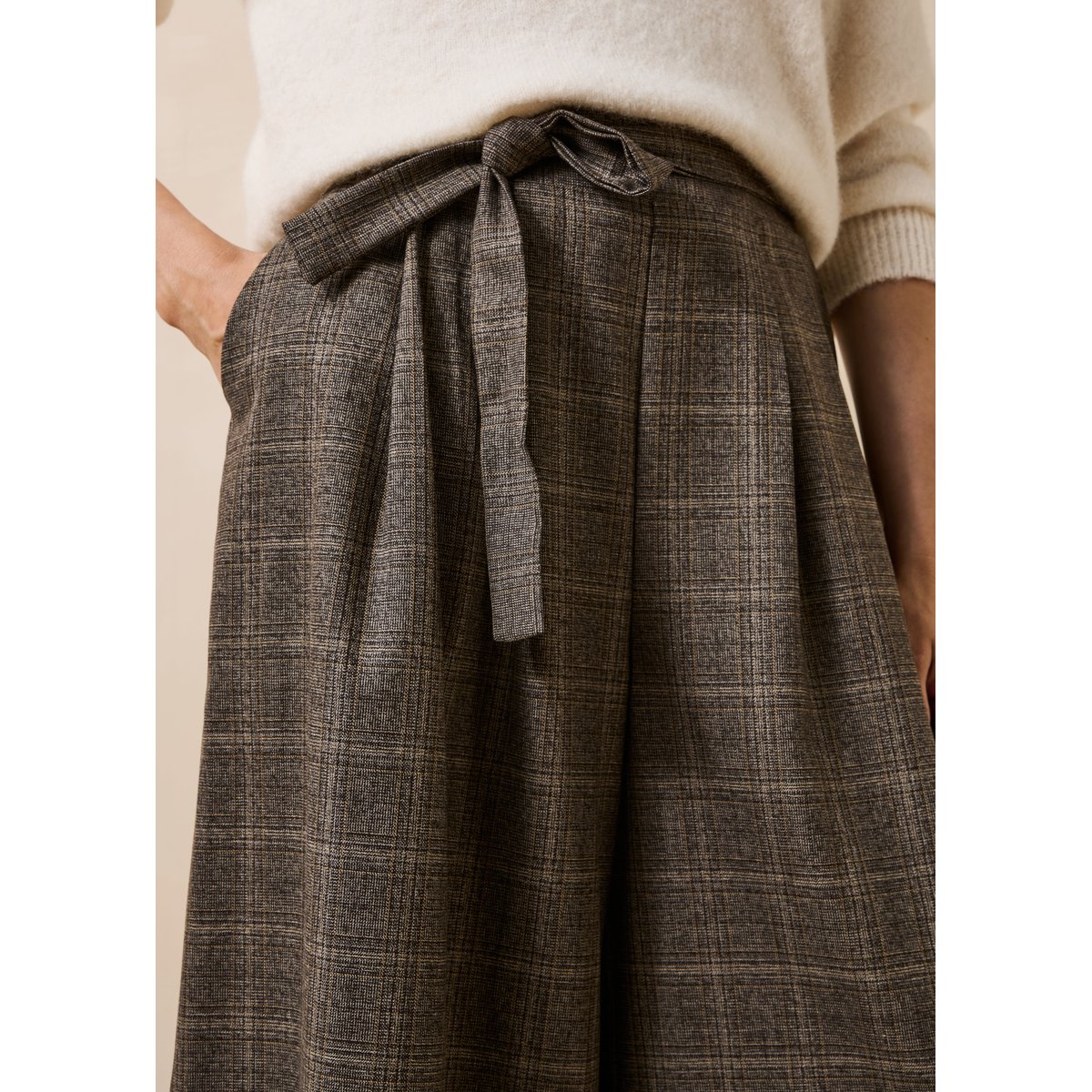 Pantalon jupe culotte 7/8ème à carreaux marron, LA FEE MARABOUTEE