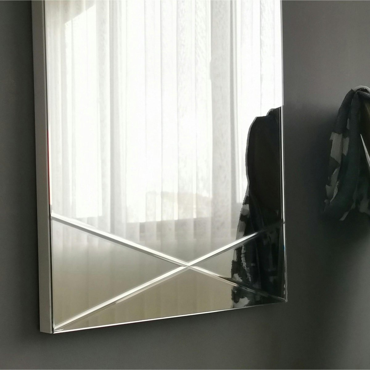 Miroir rectangulaire mural avec décor croisé 105 cm CODY argenté, PIER IMPORT