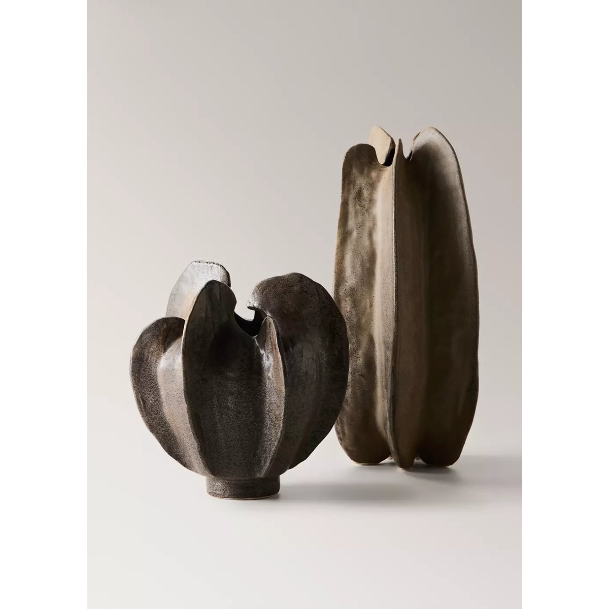 Grand vase en grès organique marron, MANGO HOME