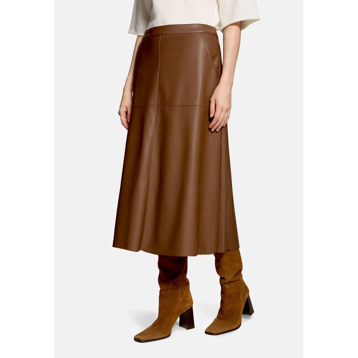 Jupe de coupe trapèze unicolore dark coffee, BETTY BARCLAY