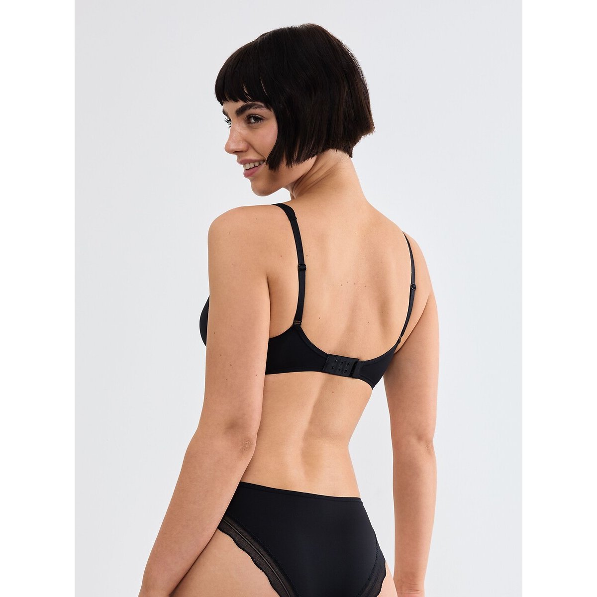 Soutien-gorge plongeant GO BLUSH noir, SLOGGI