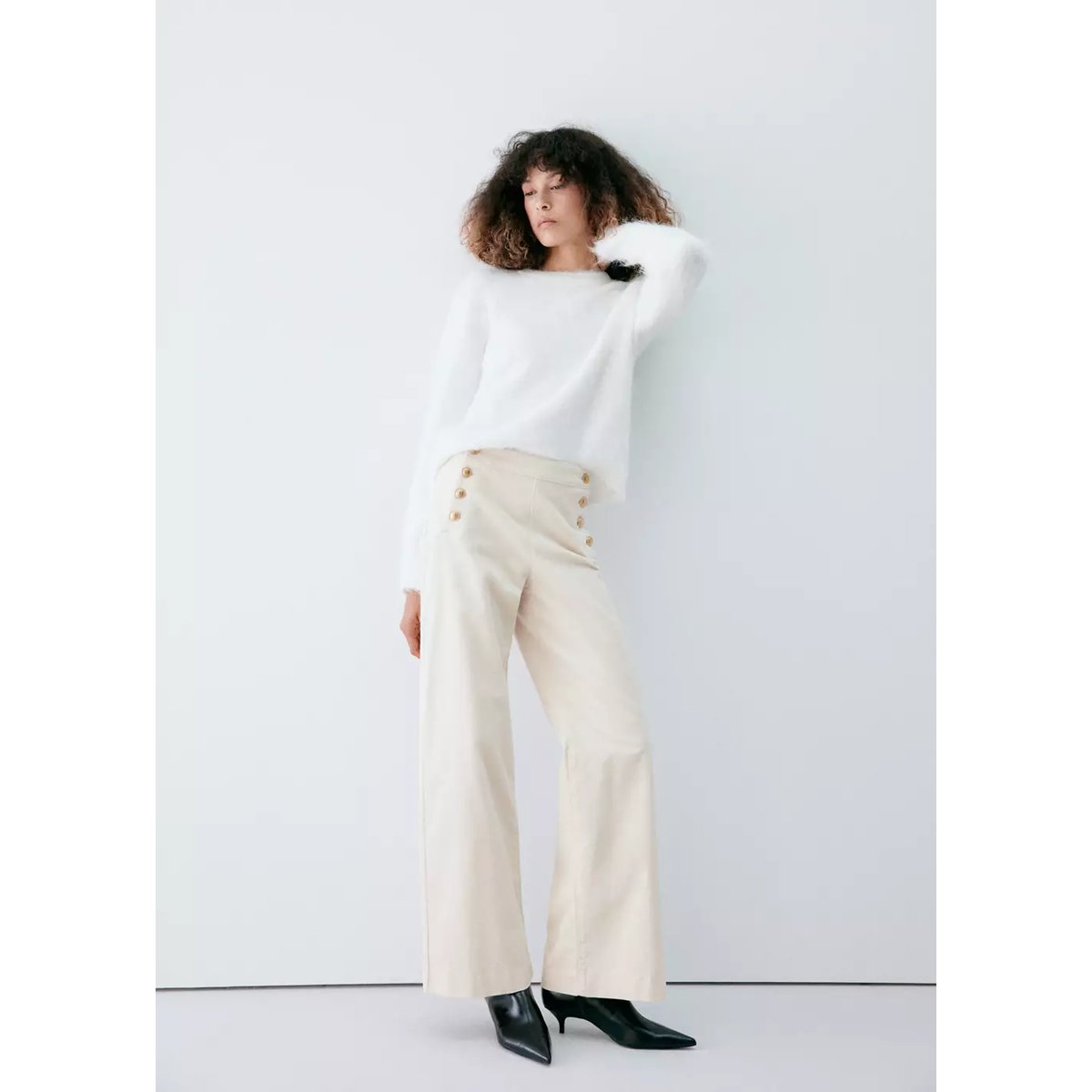 Pantalon en velours à boutons écru, MANGO