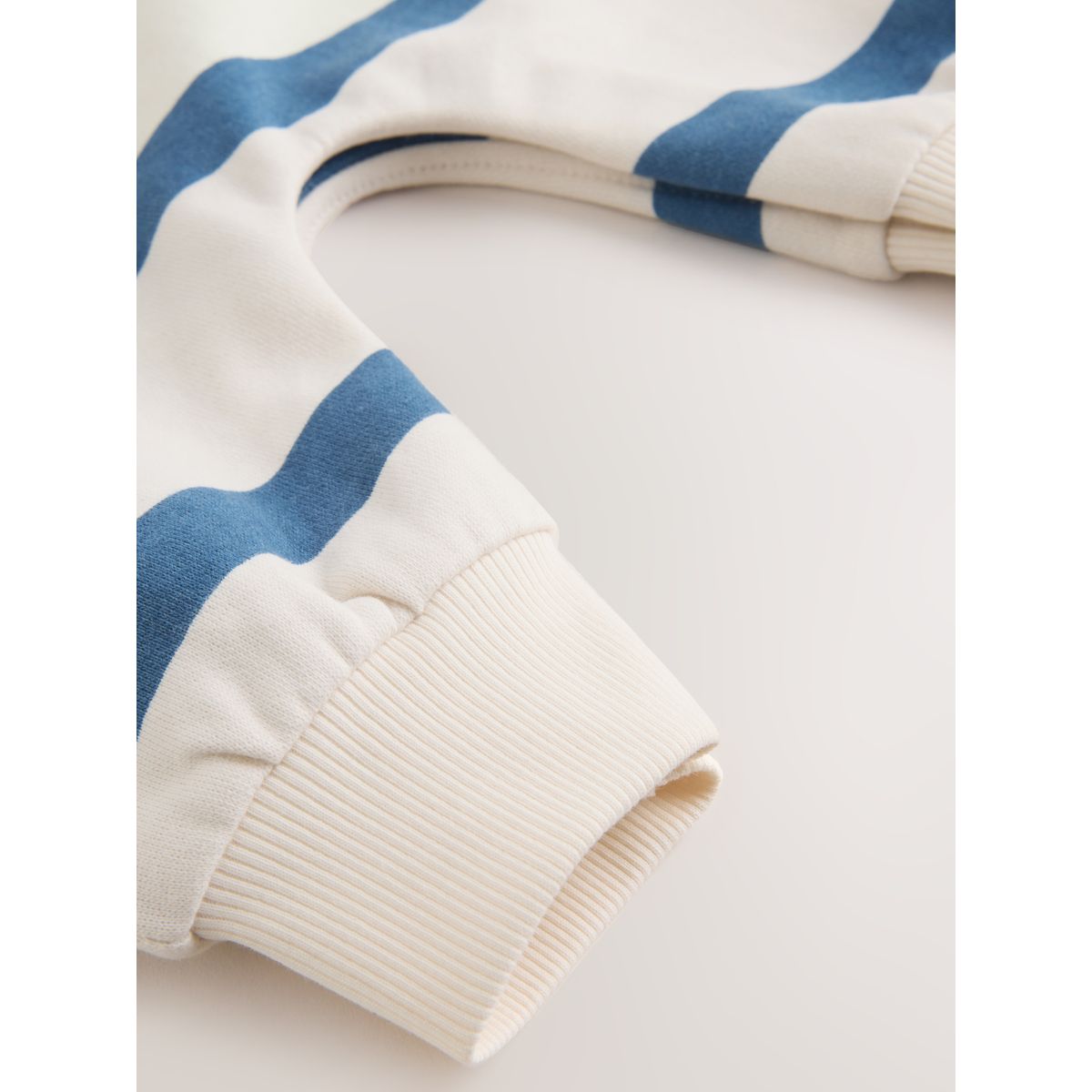 Barboteuse sweat baby rayure bleu/écru, NEXT