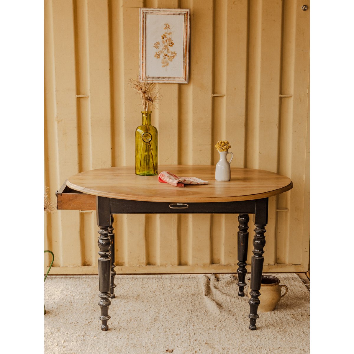 Table à manger en bois Romy N°1552 - Bon état bois clair, DEBONGOUT