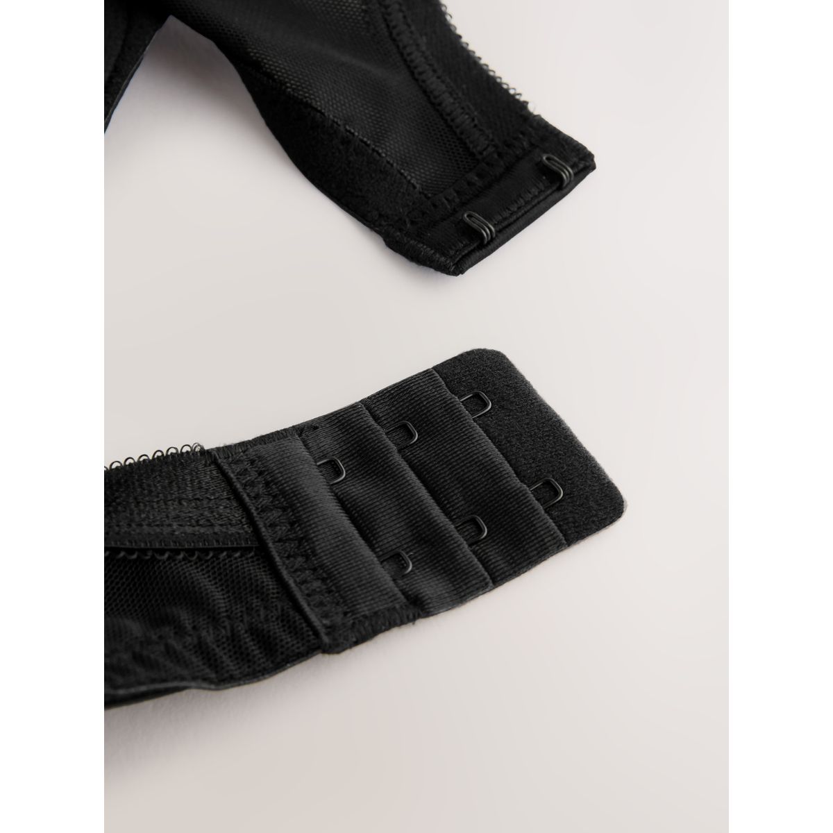 Soutien-gorge balconnet, lot de 2 noir/blanc, NEXT