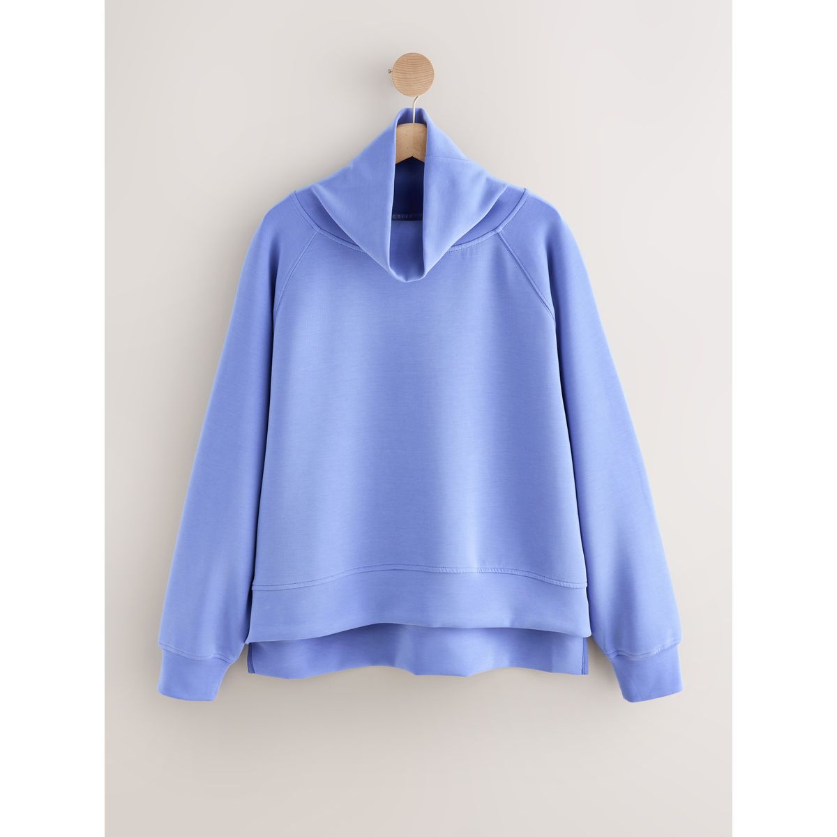 Pull active à col bénitier en modal doux bleu, NEXT