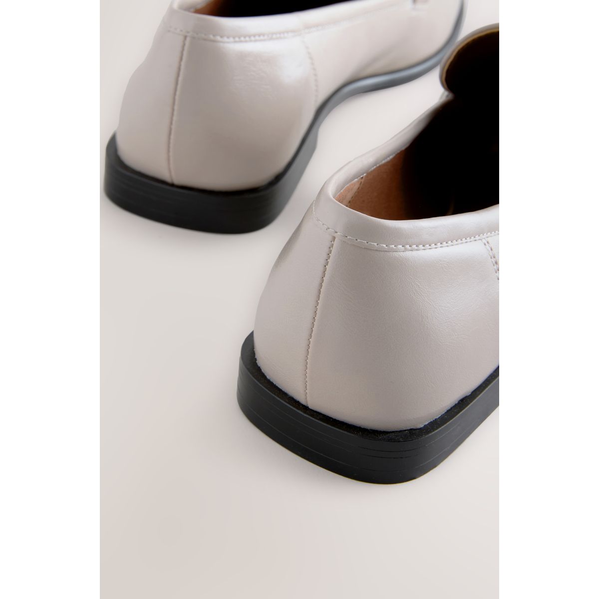 Mocassins à bout rond et liseré os, NEXT