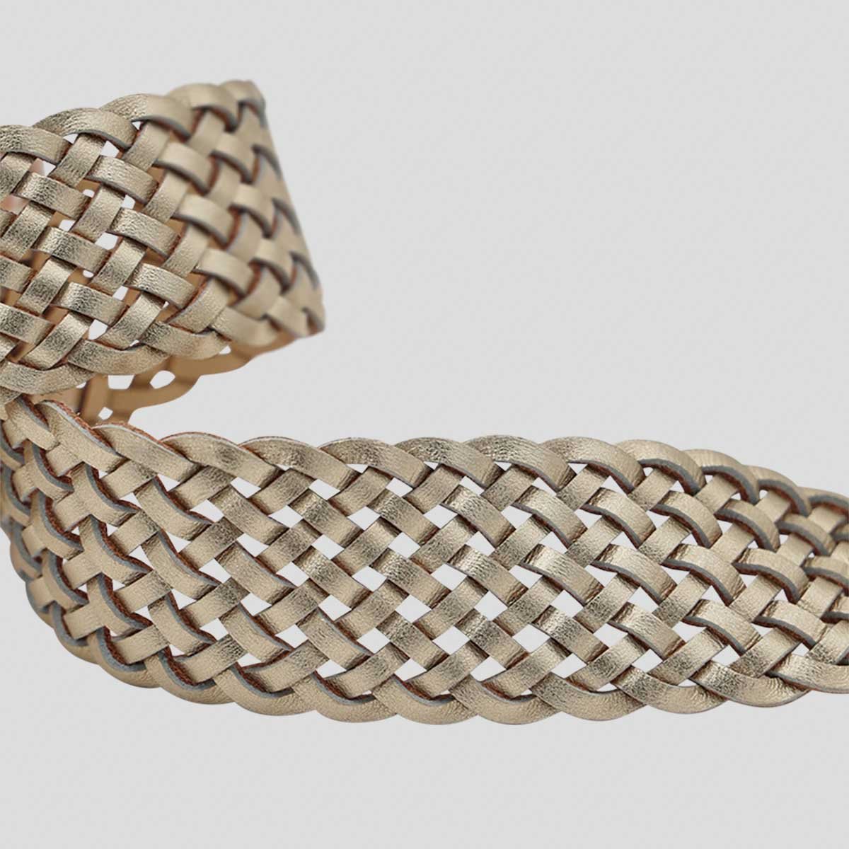 Ceinture en cuir dore, MISE AU GREEN