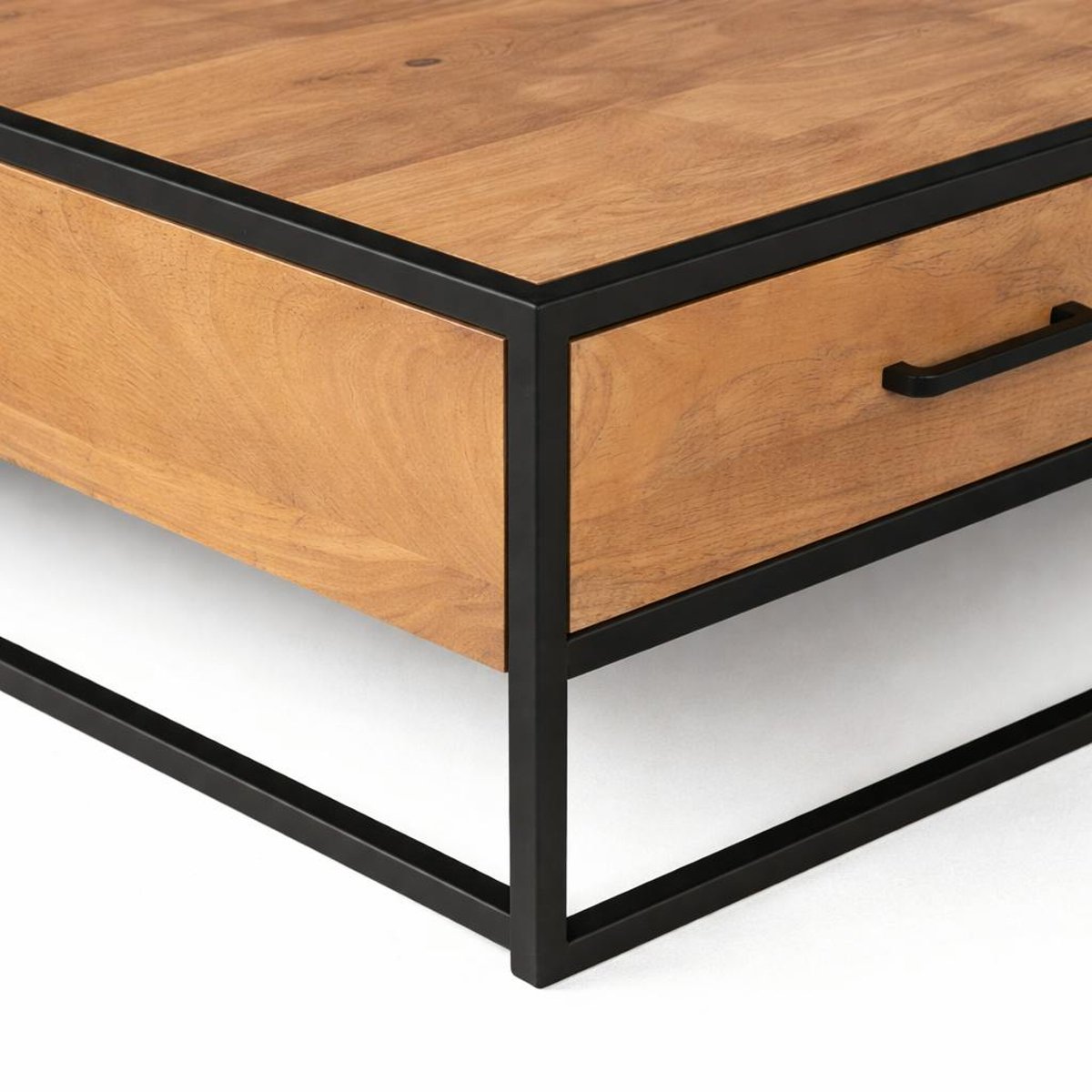 Table basse bois clair métal noir 4 tiroirs RIVANO bois naturel, PIER IMPORT