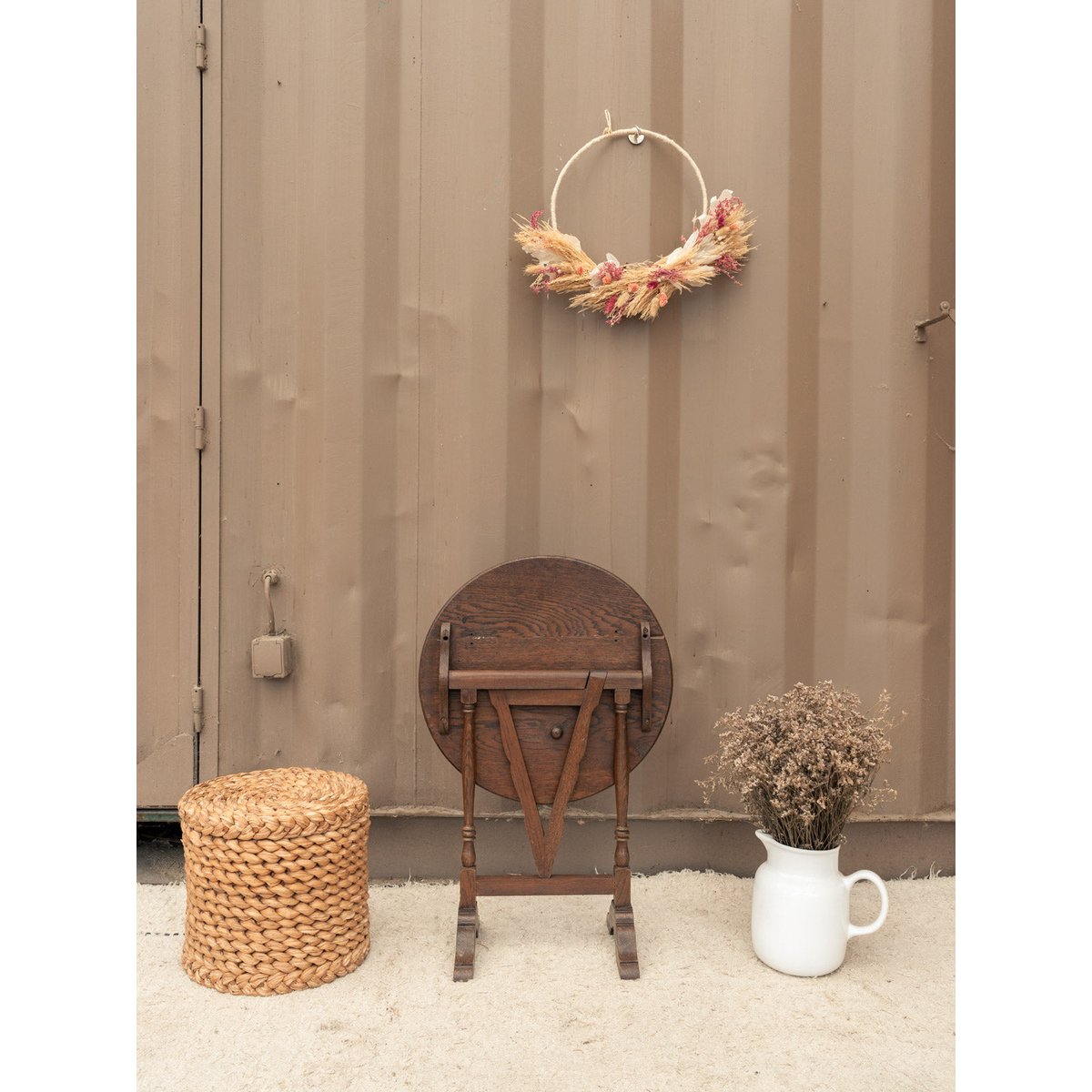 Table d'appoint en bois Francine N°1617 - Bon état bois foncé, DEBONGOUT