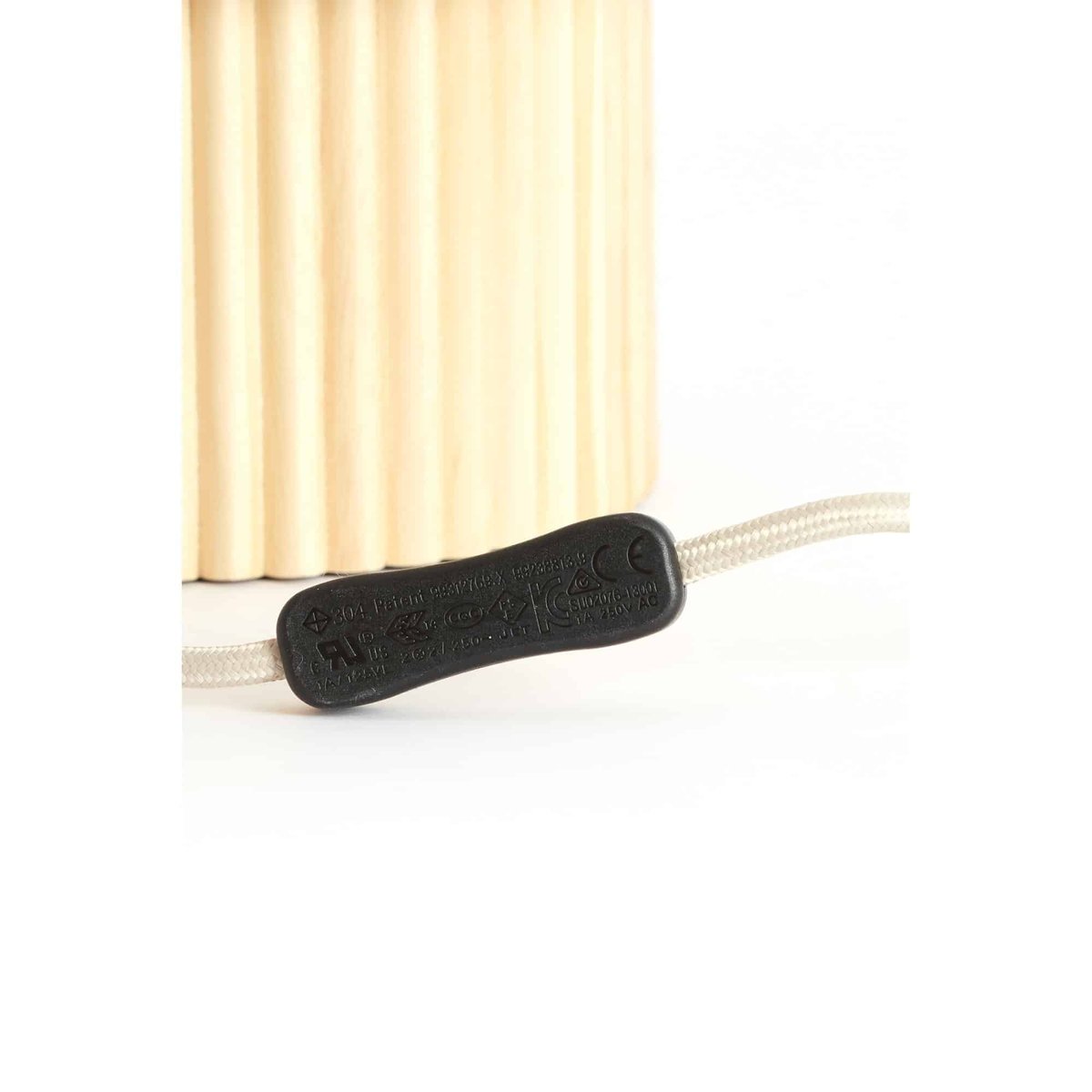 Lampe À Poser Bois LASLO brun, LIGHT & LIVING