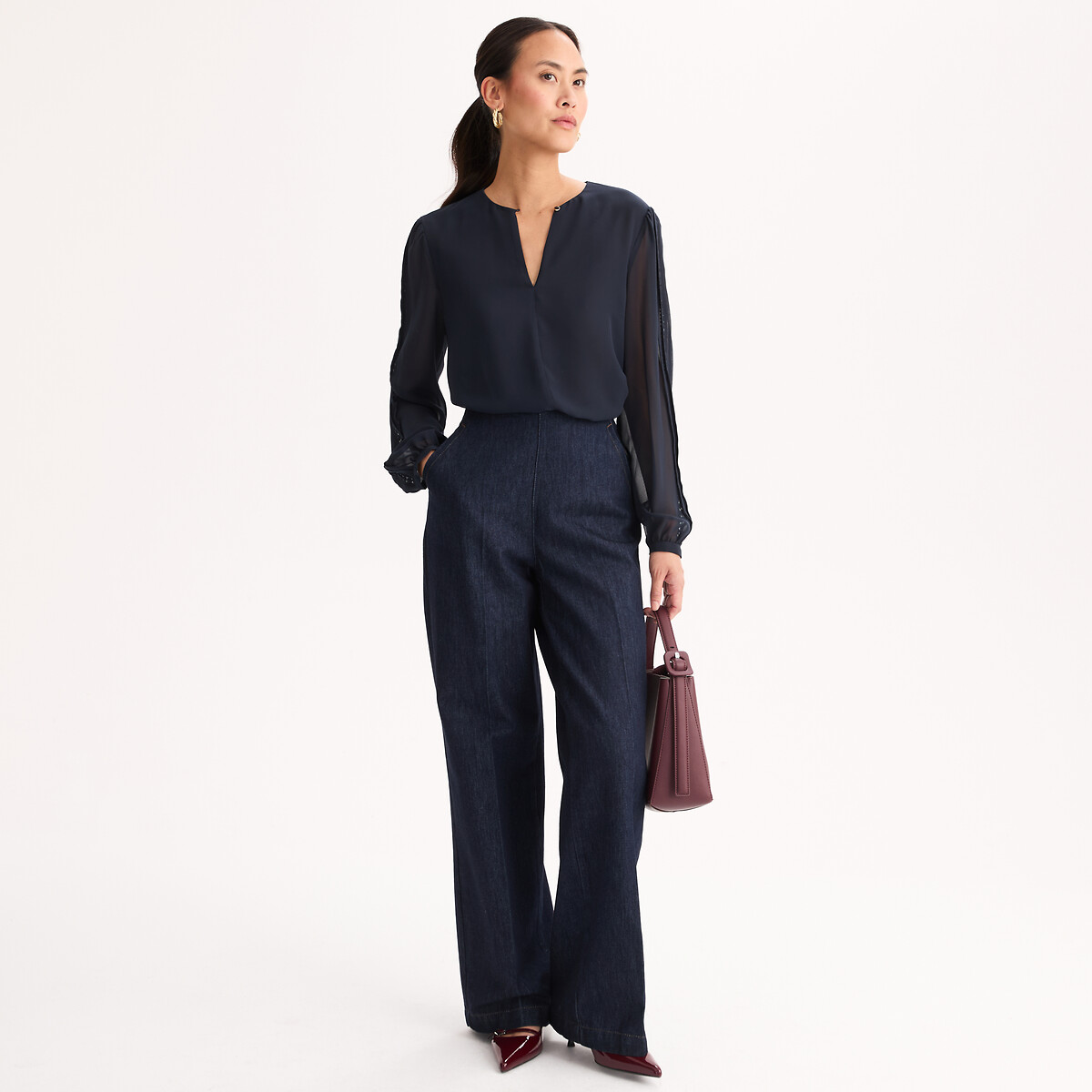 Blouse col V manches longues avec dentelle bleu marine, ANNE WEYBURN