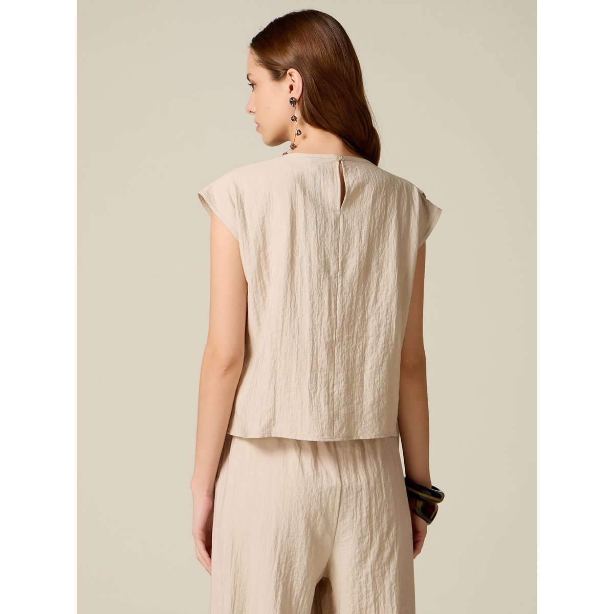 Blouse en mélange de viscose avec drapé beige, OLTRE