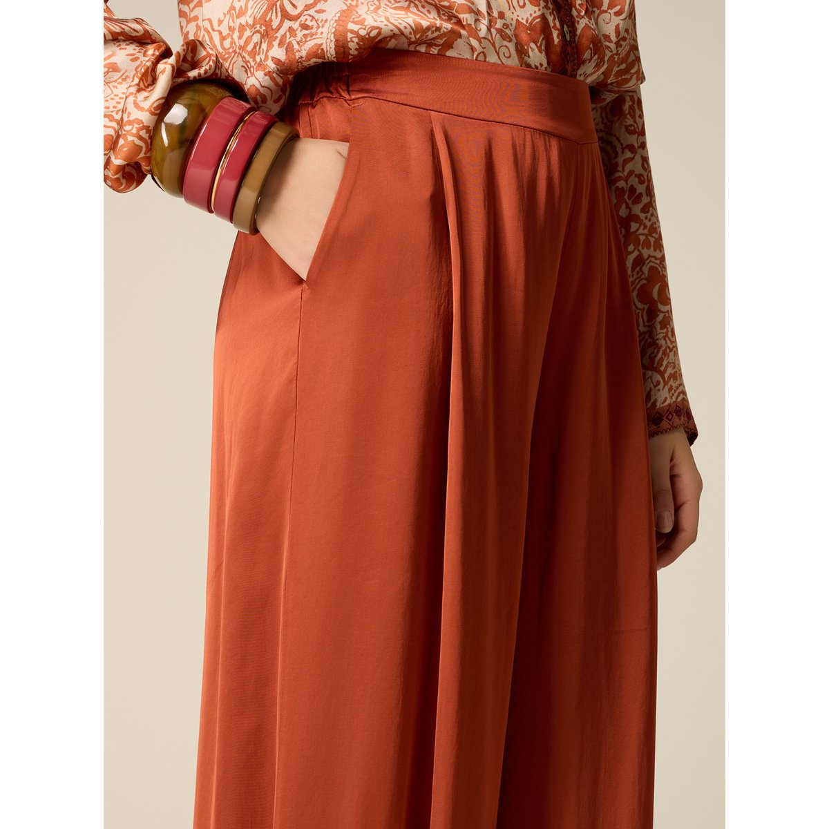 Pantalon avec élastique au bas des jambes orange soleil, OLTRE