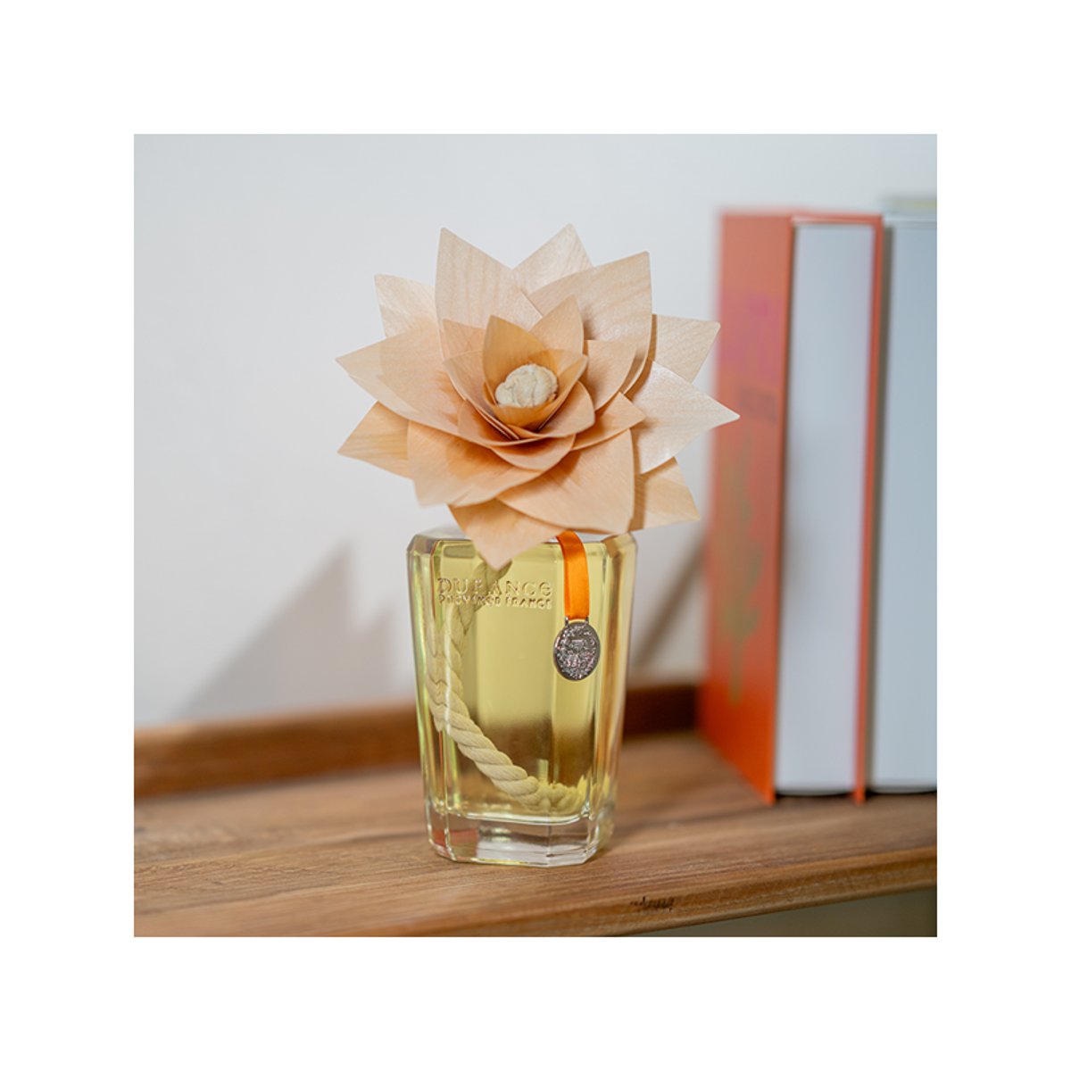 Fleur parfumée grand format MANDARINE BERGAMOTE couleur unique, DURANCE