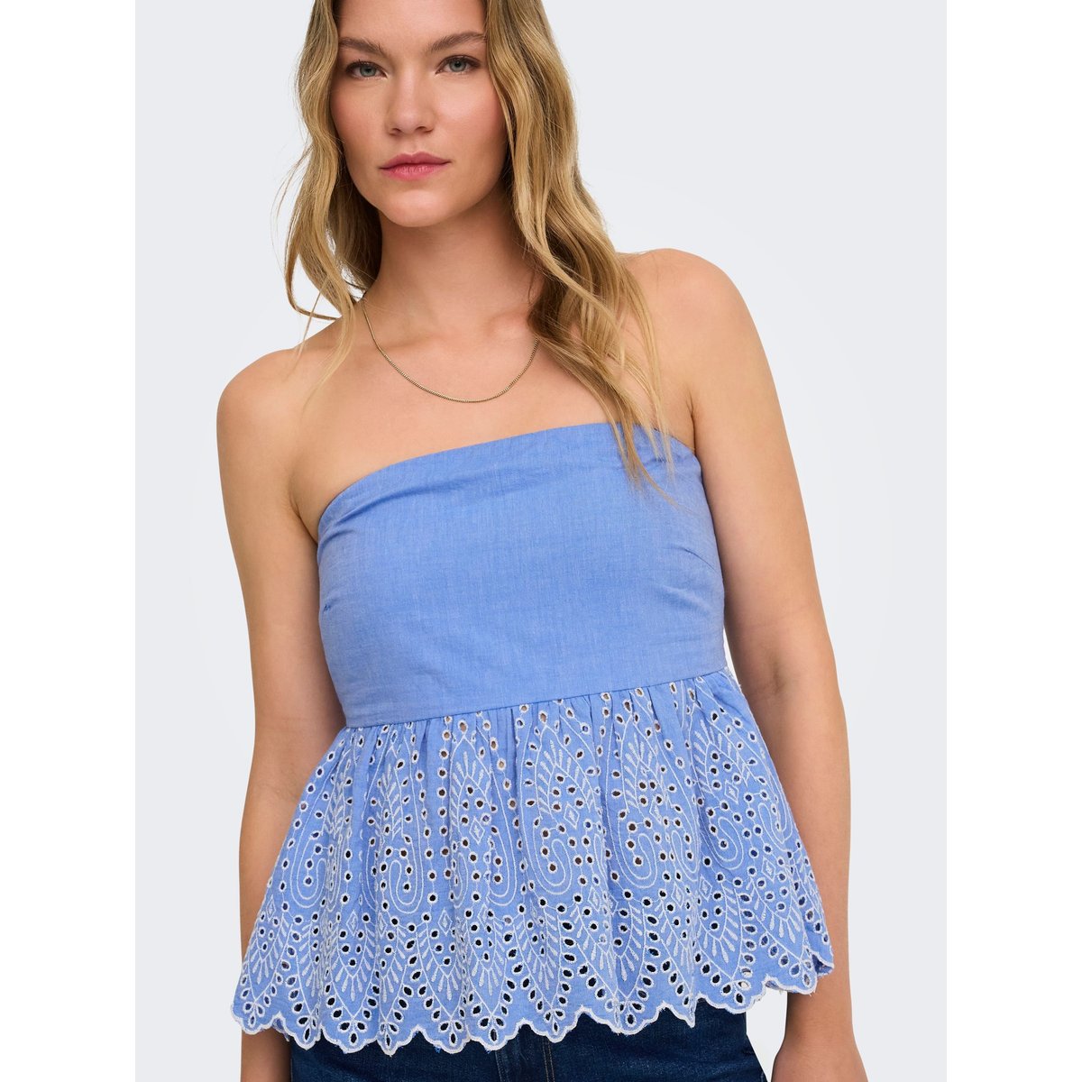 Top blue bonnet, ONLY