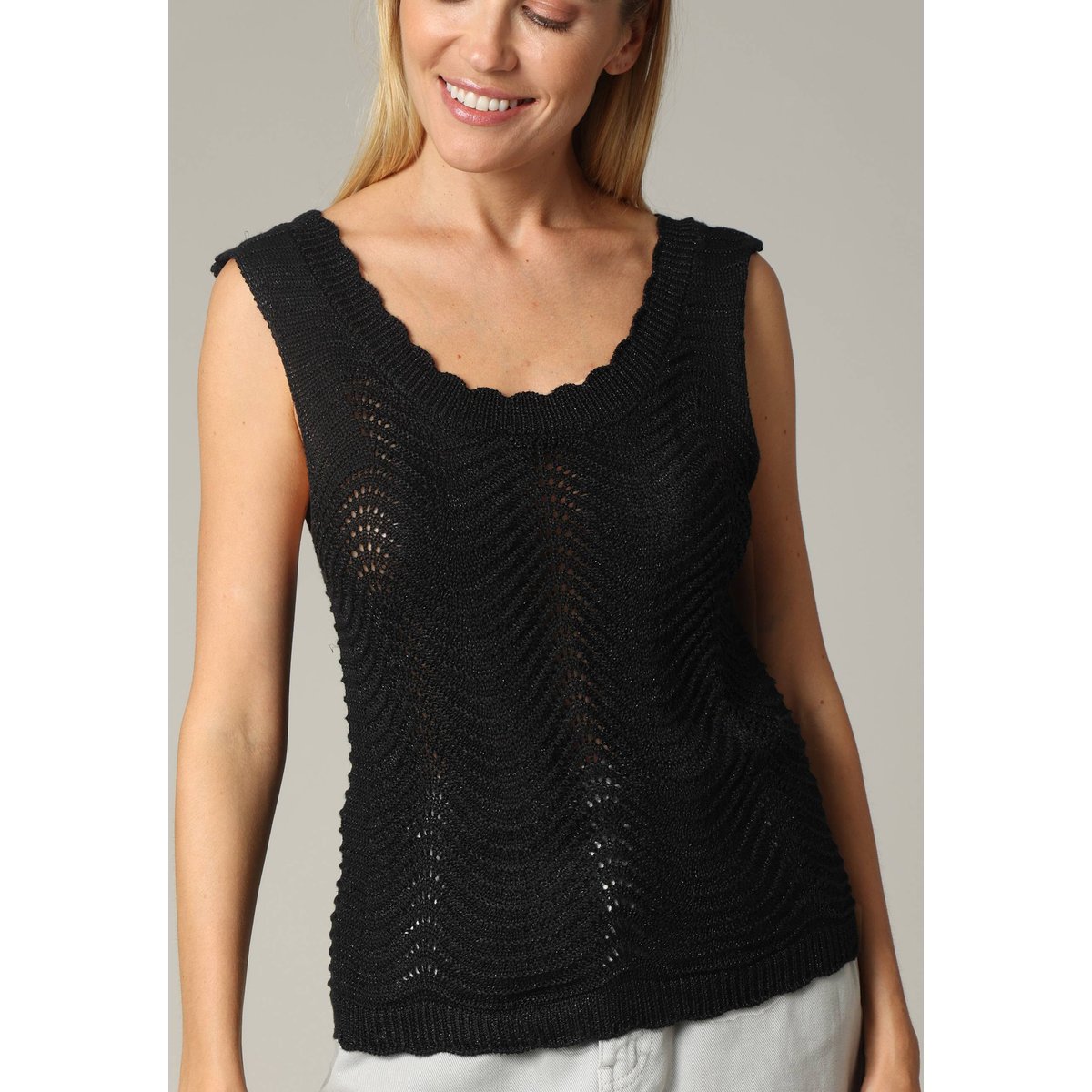 Débardeur en crochet bohème avec col rond BELENA black, DEELUXE
