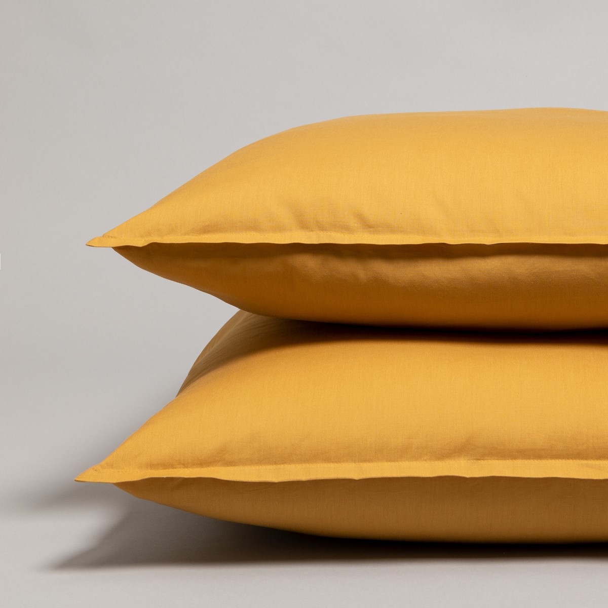 Parure de lit en percale de coton 120 fils- Taies rectangulaires curcuma, COTTON & CO