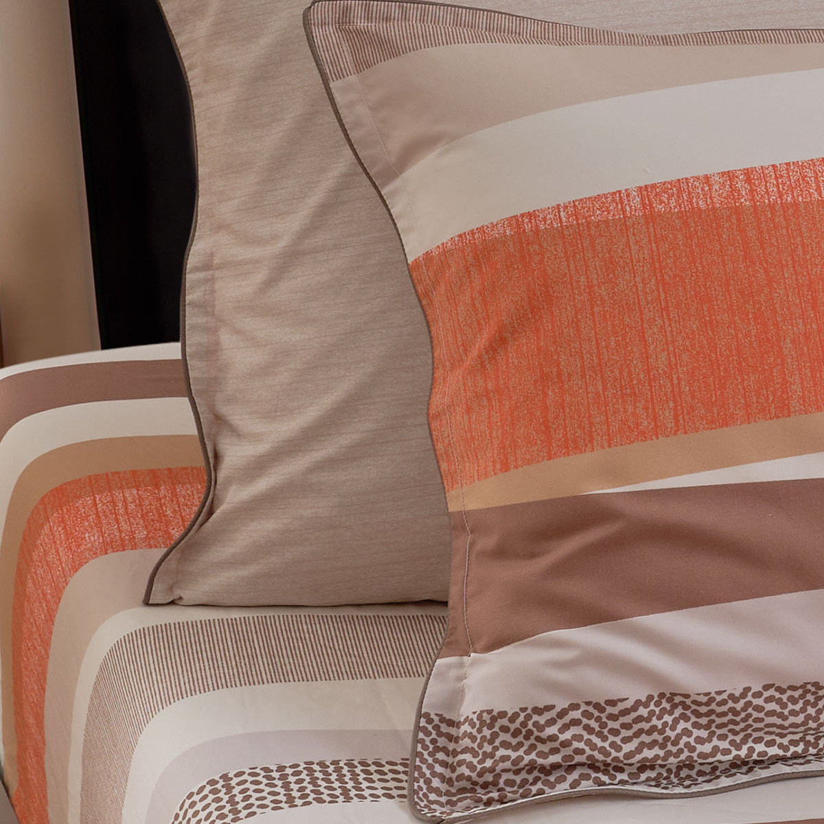 Parure de lit avec 2 taies 65x65 cm en percale YAKOUBA ficelle, SENSEI MAISON