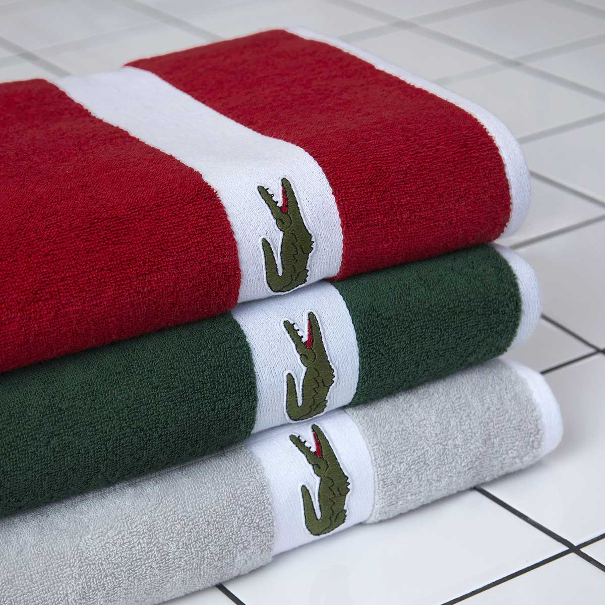Serviette lacoste rouge prix on sale