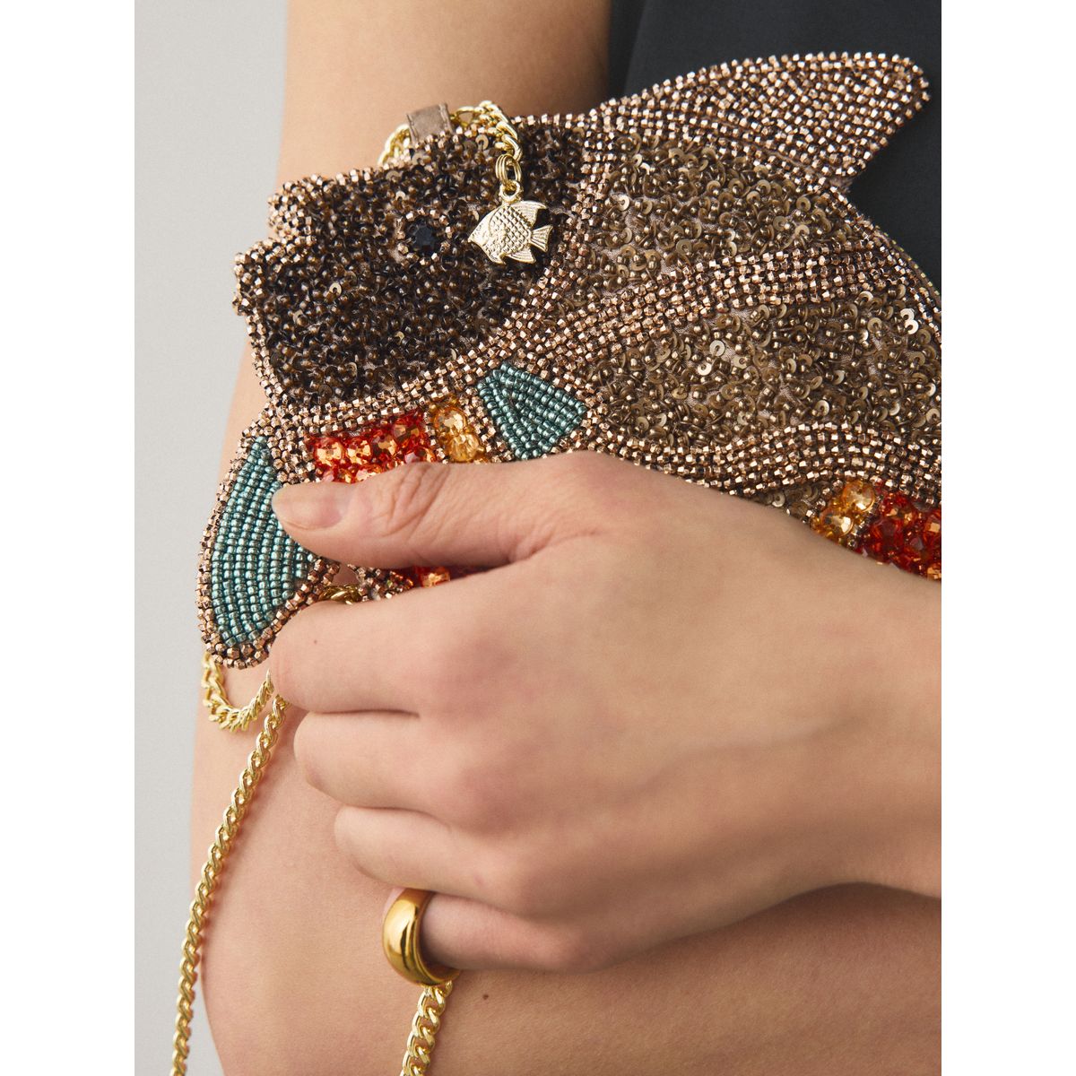 Mini sac en forme de poisson orné perles marron, NEXT