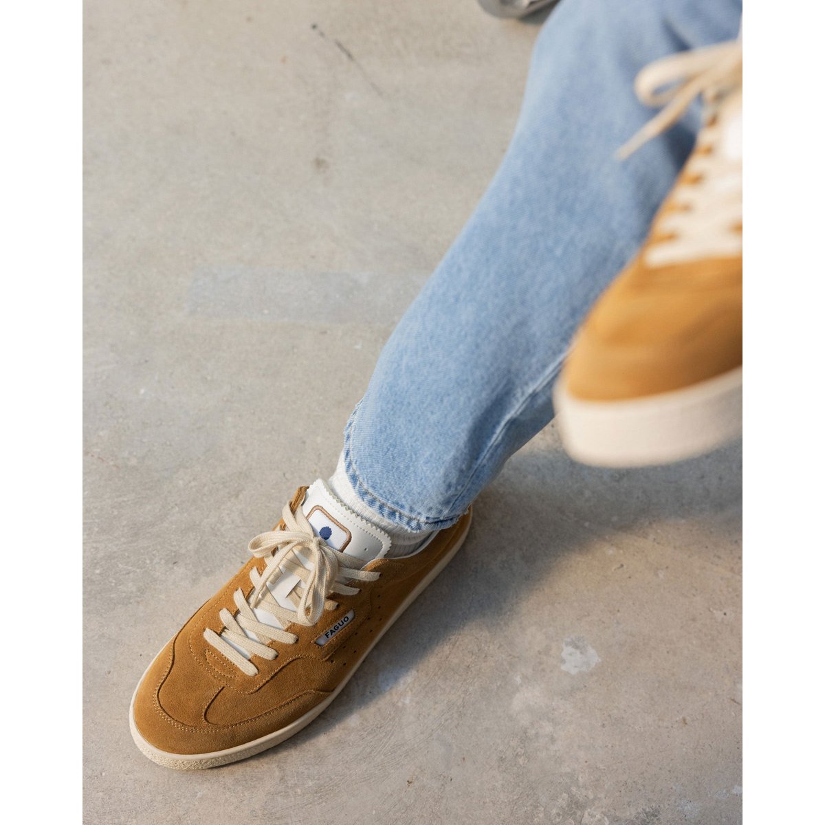 Baskets basses suede LUMBO beige clair, FAGUO