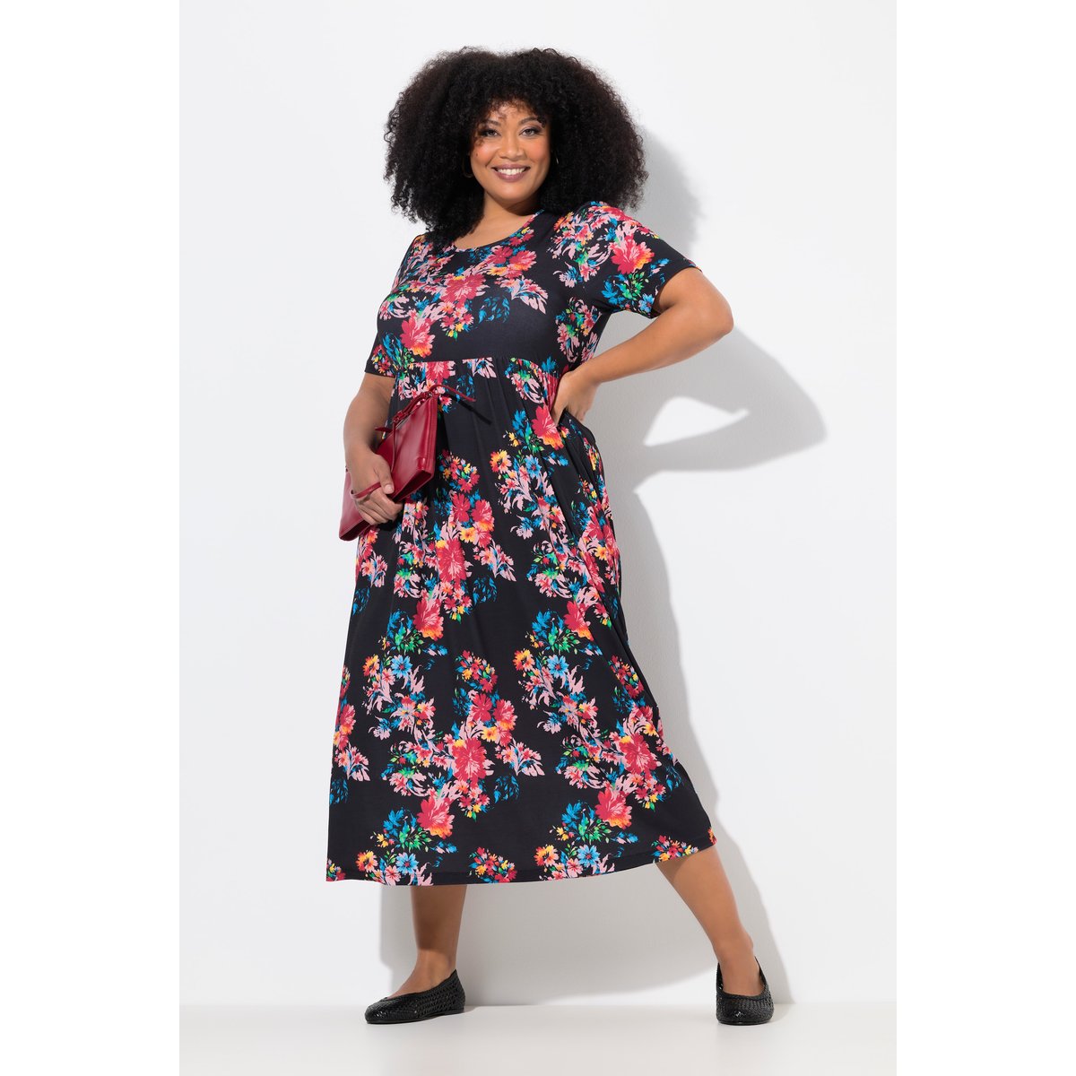 Robe maxi coupe évasée, poches noir, ULLA POPKEN