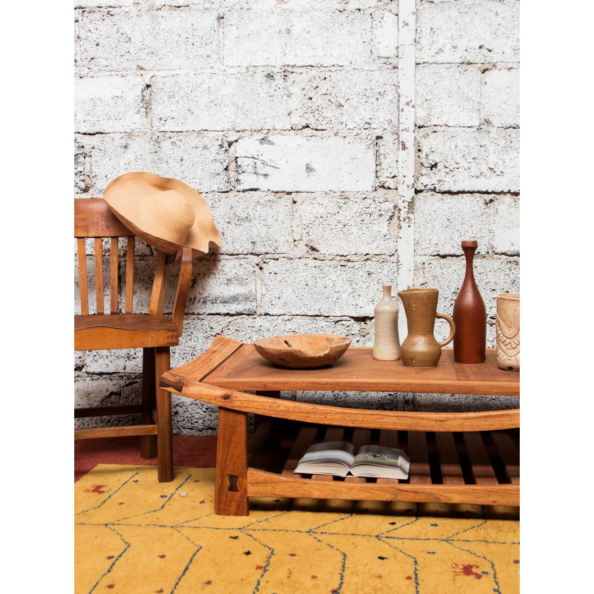 Table basse en bois Léonie N°518 - Bon état bois clair, DEBONGOUT