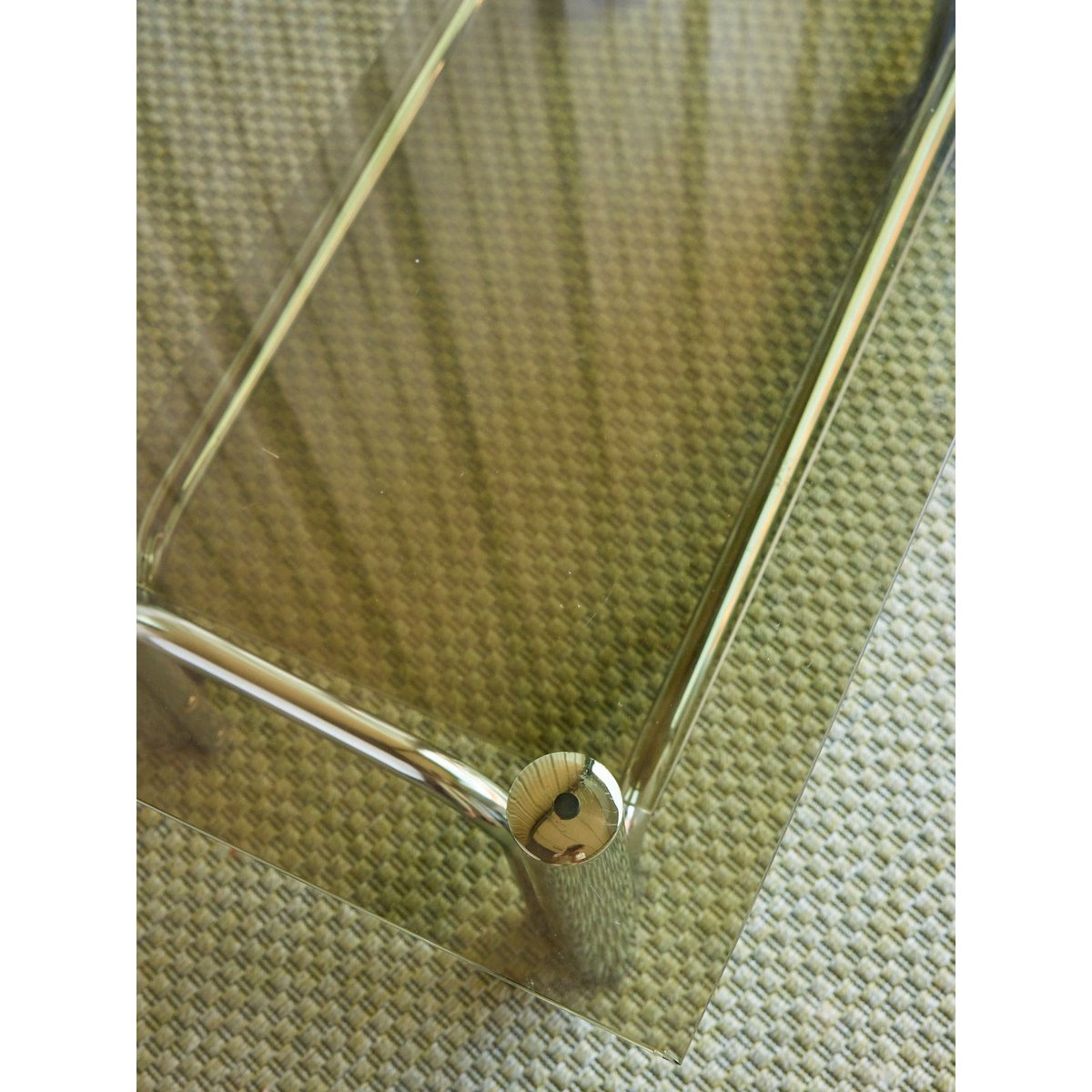 Table basse double plateau en verre fumé Donna N°1105 - Bon état fumé, DEBONGOUT