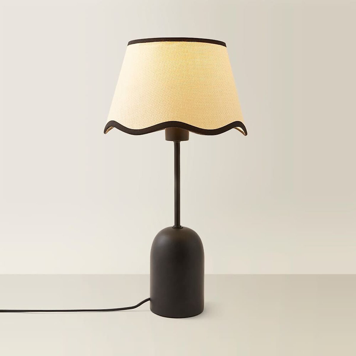 Kory Dome Table Lamp with Scallop Shade natural, ÉDITÉ