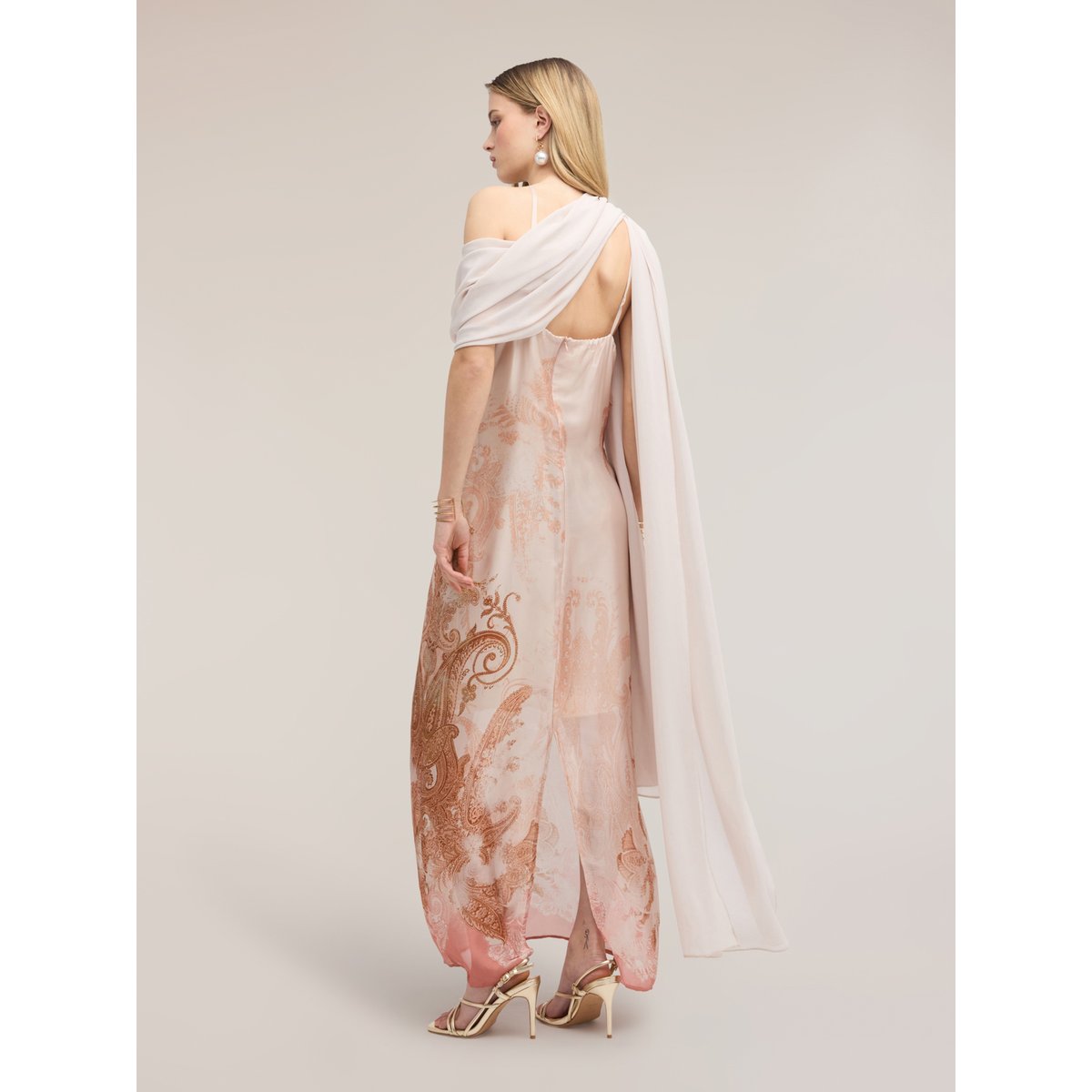 Robe longue en satin avec étole rosa cipria, MOTIVI