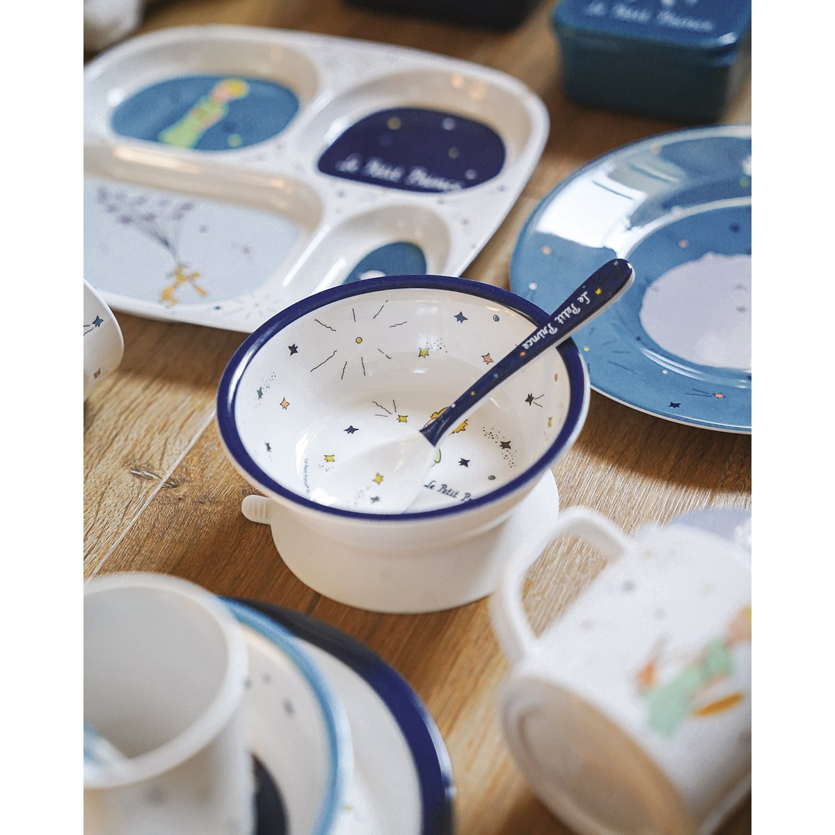 Bol ventouse avec cuillère LE PETIT PRINCE blanc / bleu, PETIT JOUR