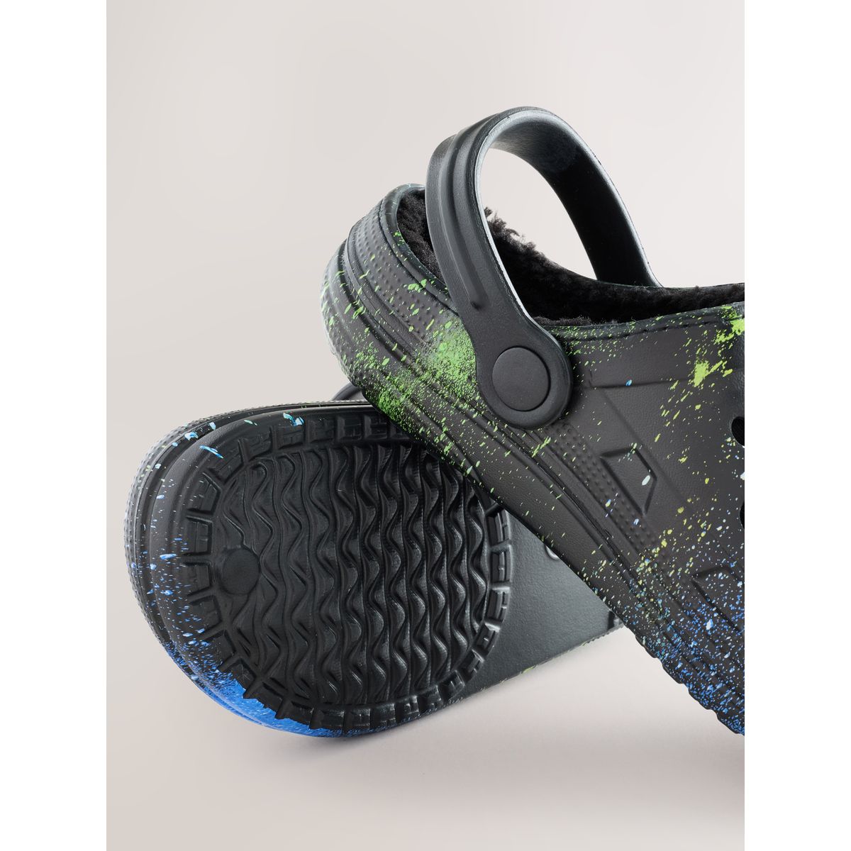 Chaussons style sabots fourrés imprimé galaxie, NEXT