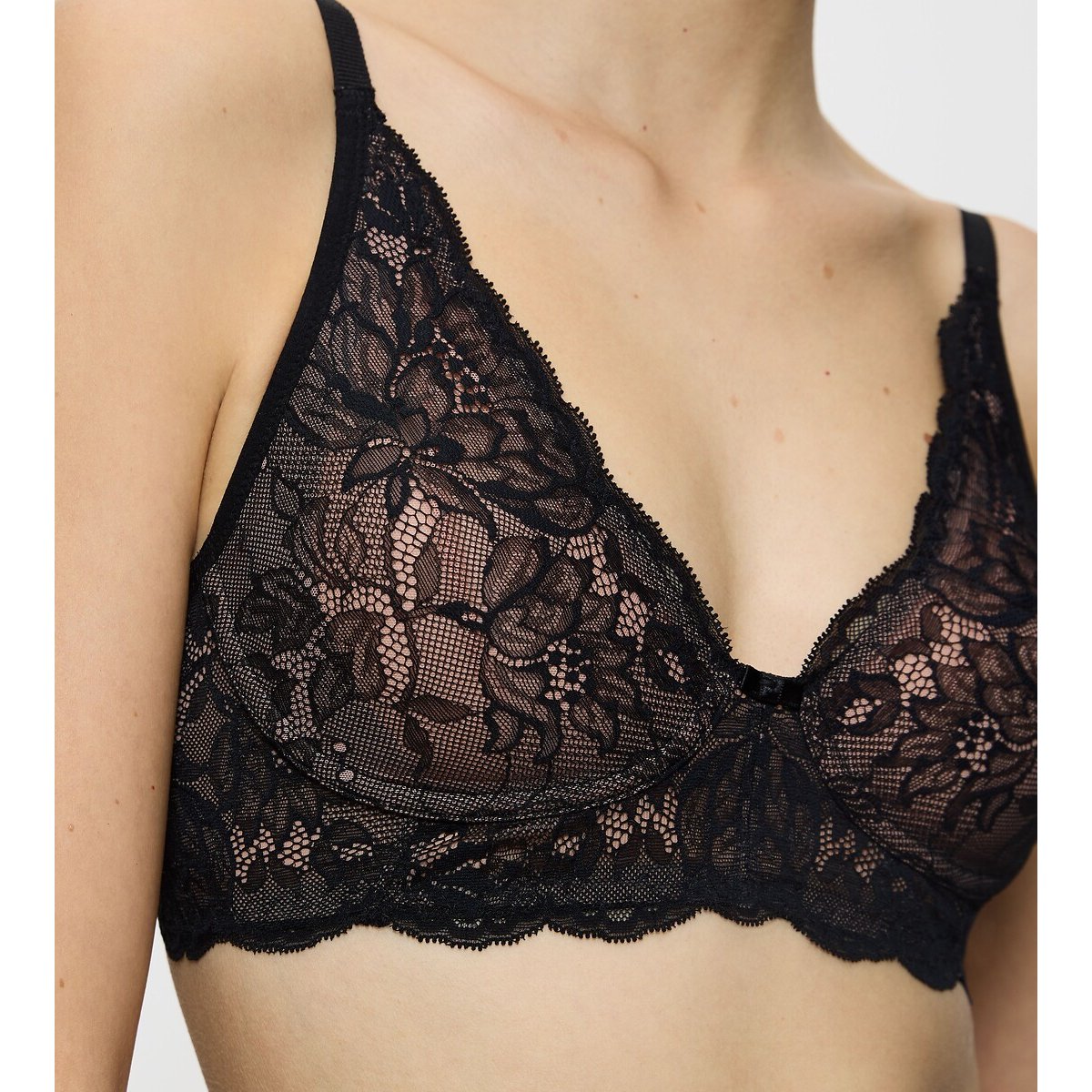 BH zonder beugels, Amourette Charm zwart, TRIUMPH