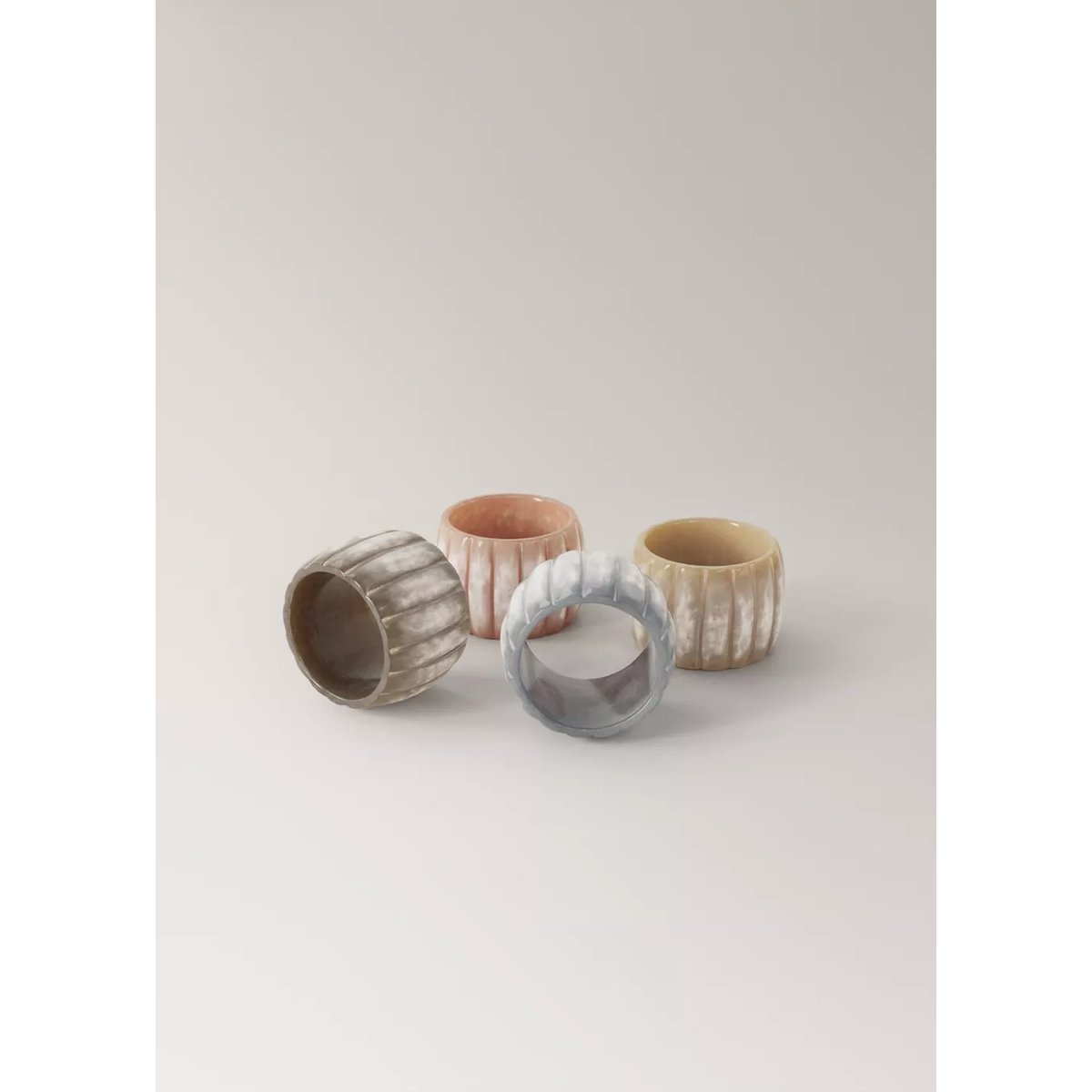 Rond de serviettes en résine, lot de 4 nude, MANGO HOME