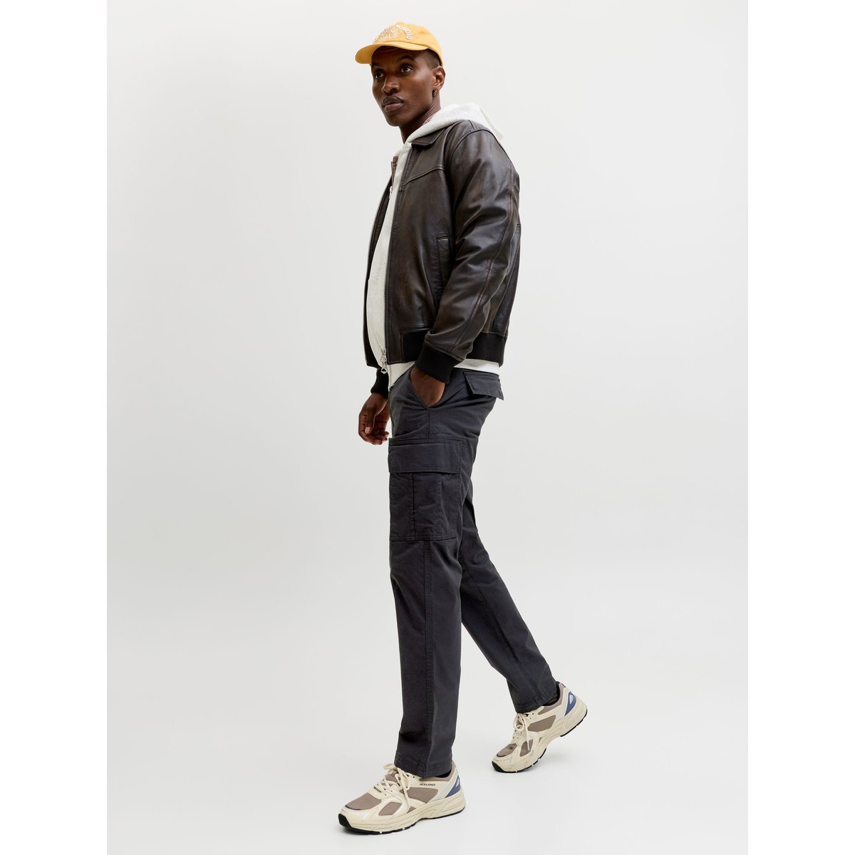 Pantalon Cargo black 1, JACK & JONES