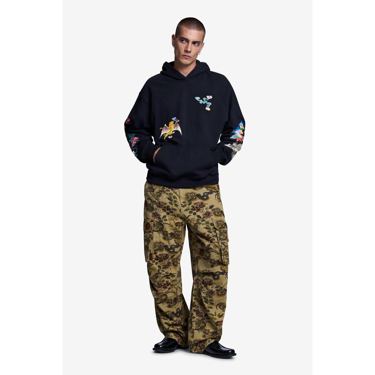 Sweat à capuche brodé noir, DESIGUAL