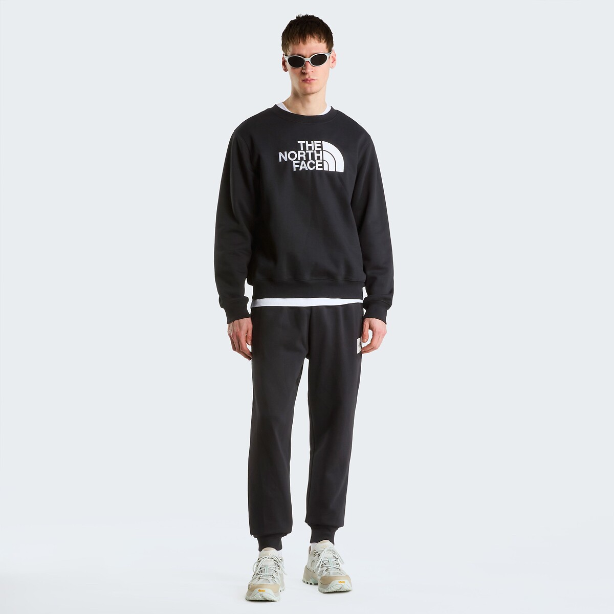 Sweatshirt DREW PEAK mit Rundhalsausschnitt schwarz, THE NORTH FACE