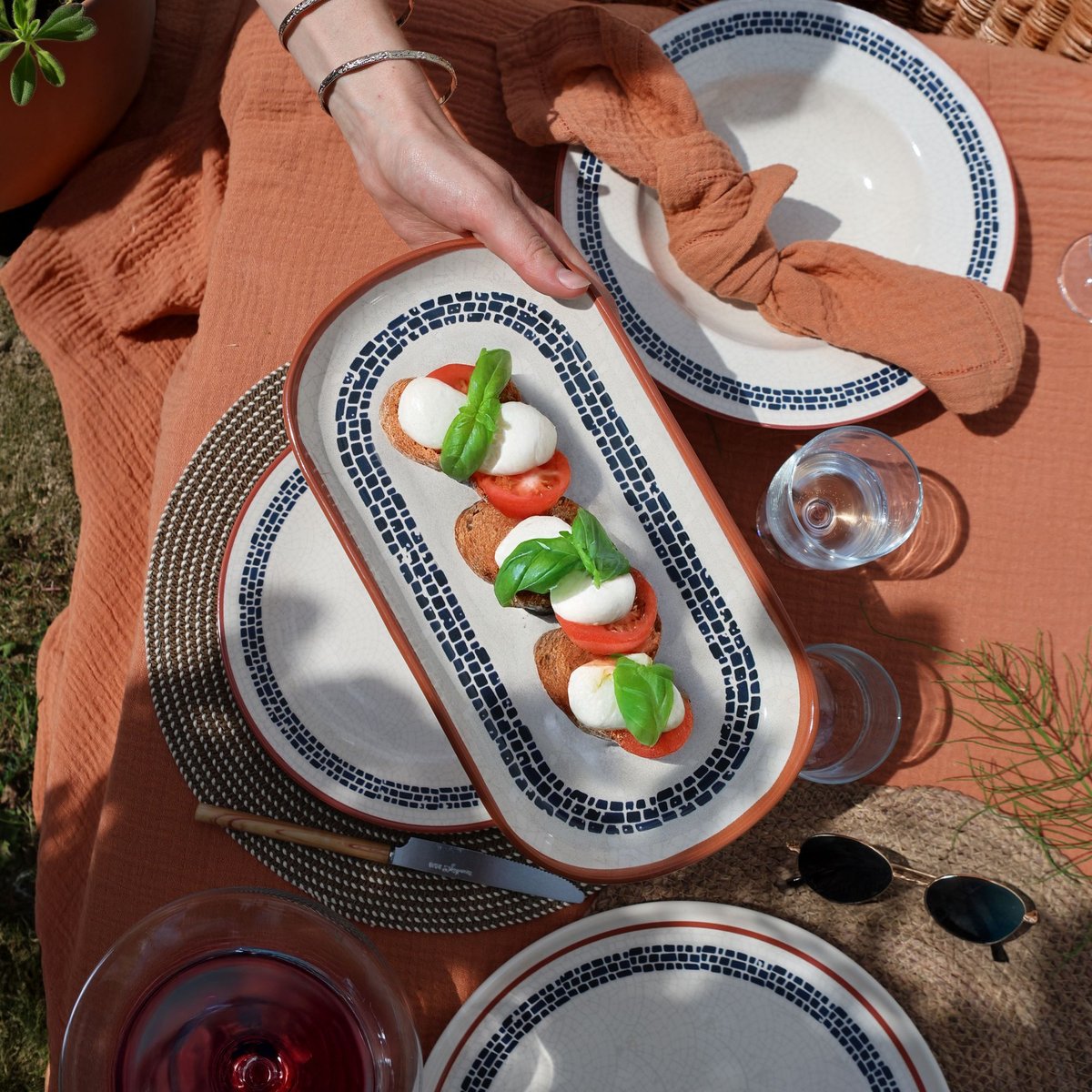 Plat ovale en faïence 30 x 16cm, AMATXI blanc, NOVASTYL
